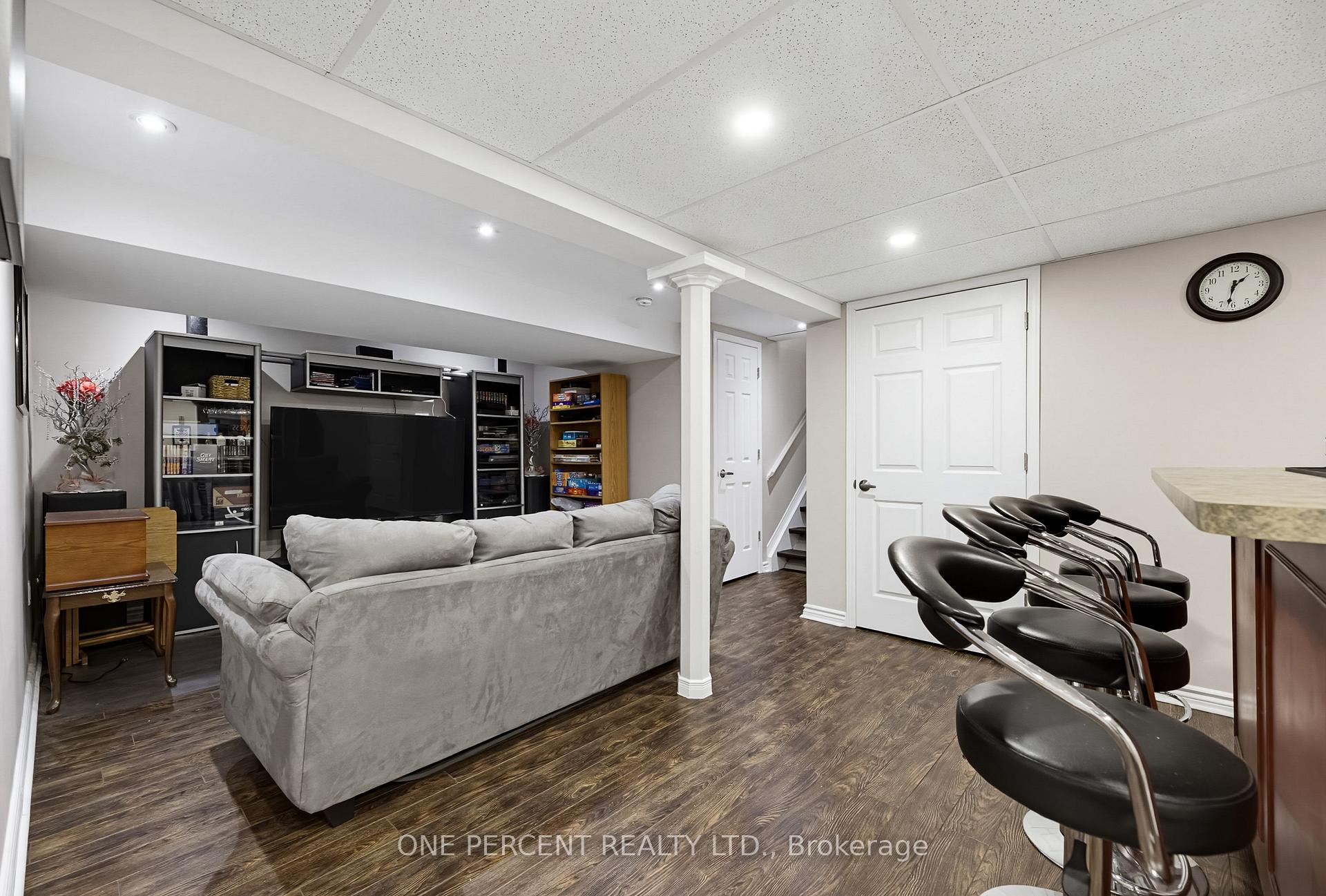 Photo 31 of 25 Hilltop Drive, Caledon, Caledon East — HOMEH