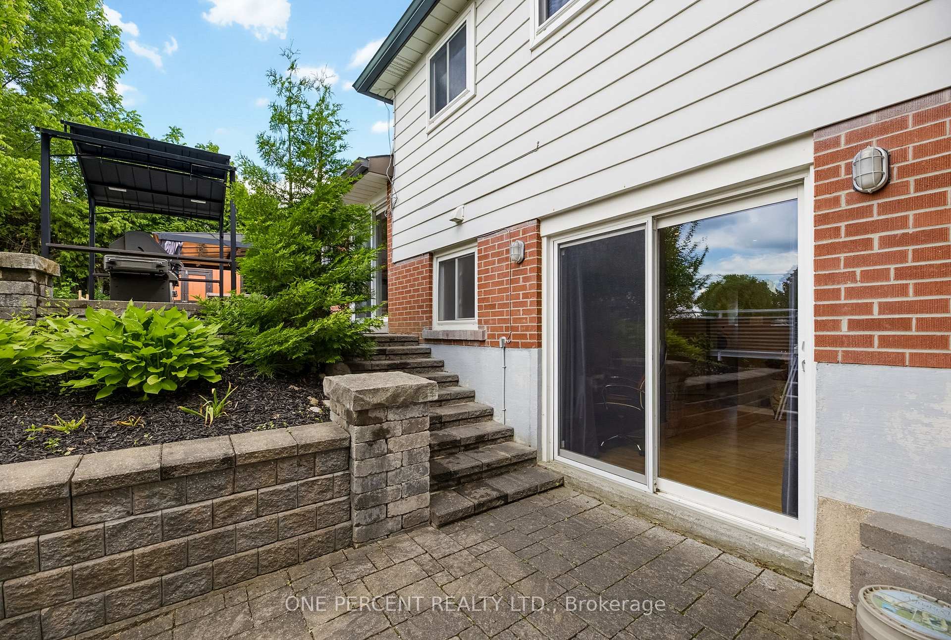 Photo 34 of 25 Hilltop Drive, Caledon, Caledon East — HOMEH