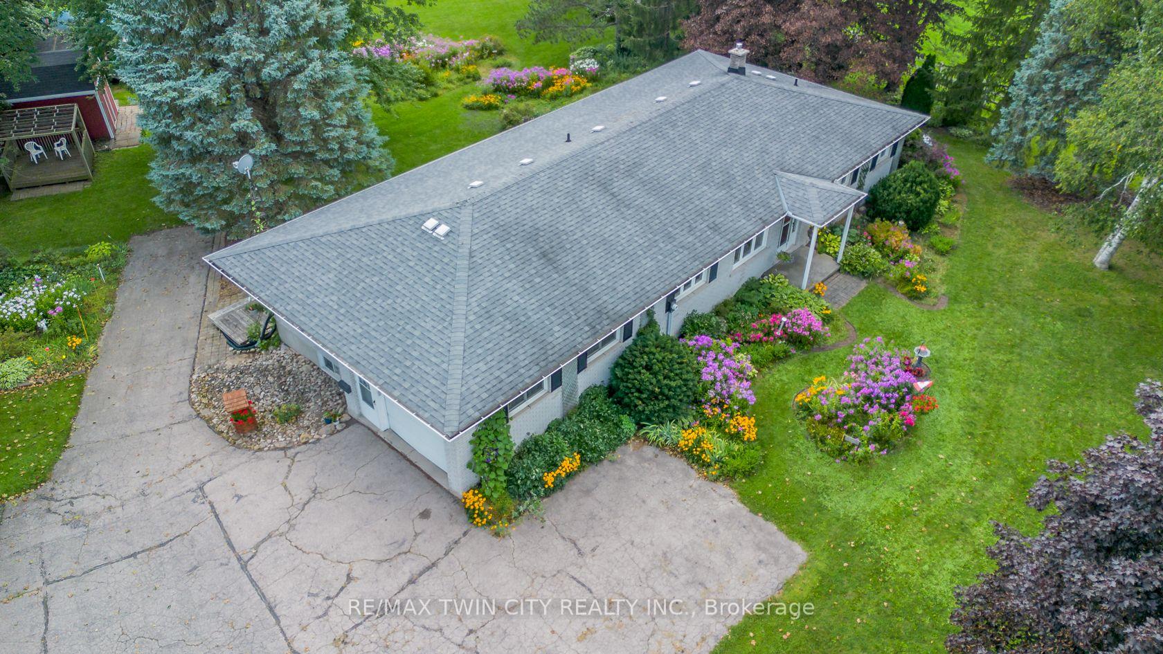 Photo 2 of 4132 Highway 6, Puslinch, Rural Puslinch East — HOMEH
