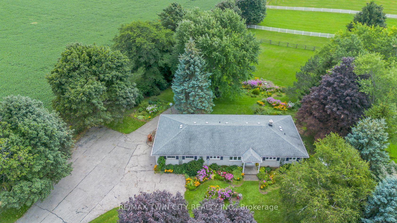 Photo 3 of 4132 Highway 6, Puslinch, Rural Puslinch East — HOMEH