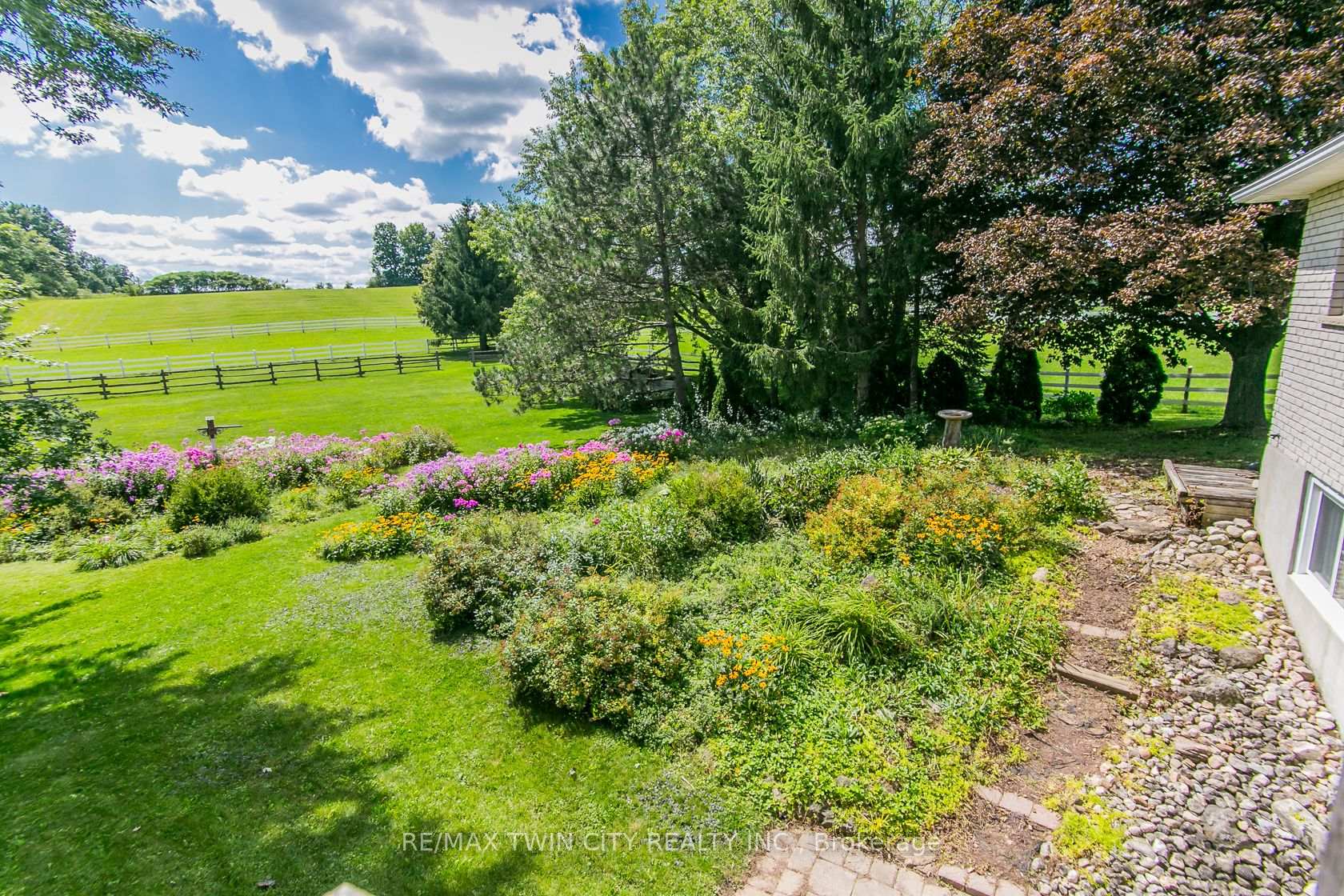 Photo 41 of 4132 Highway 6, Puslinch, Rural Puslinch East — HOMEH