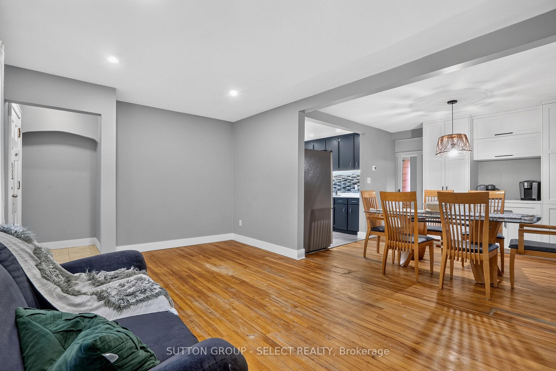 Photo 9 of 1295 York Street, London, East M — HOMEH
