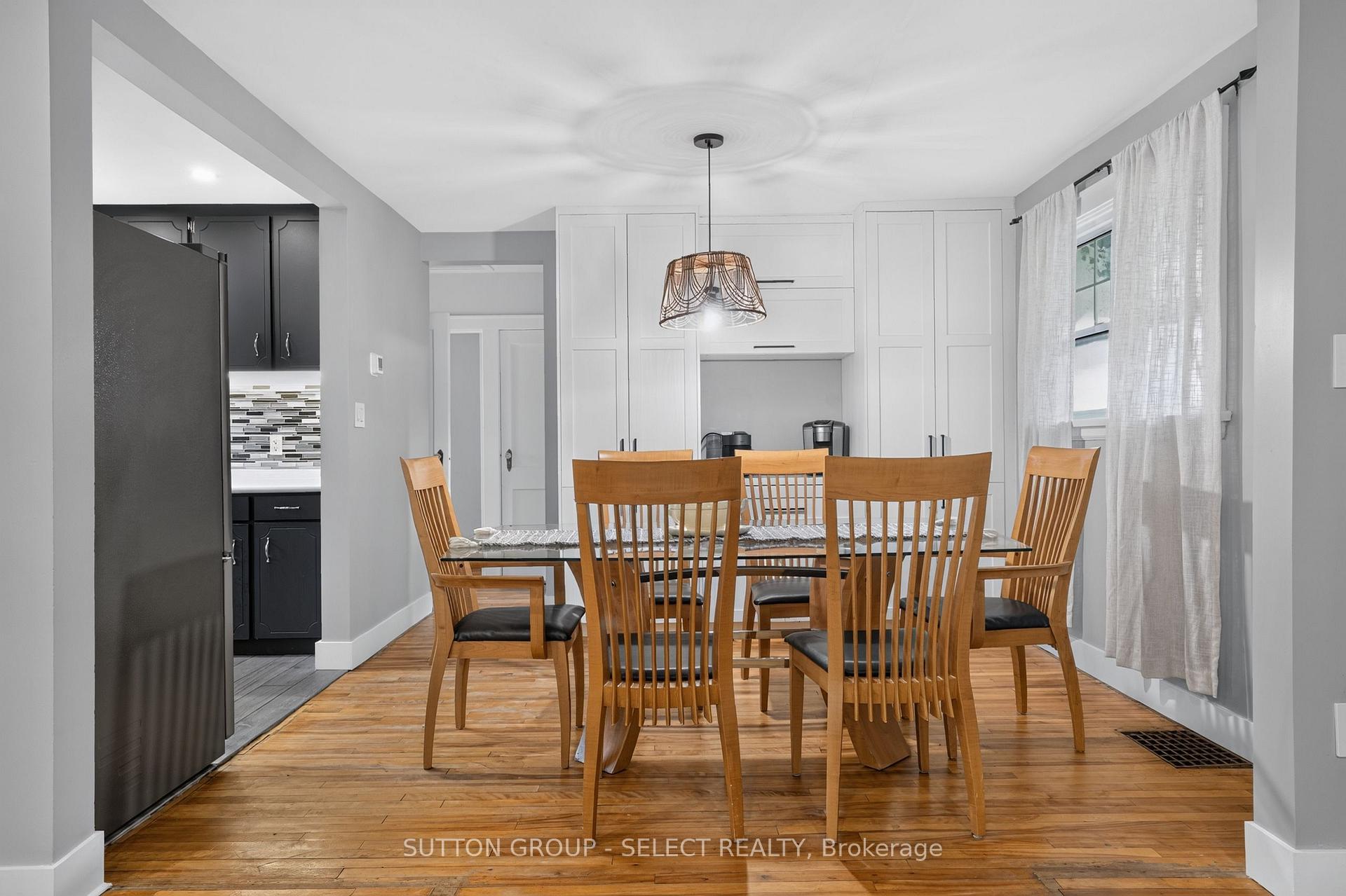 Photo 10 of 1295 York Street, London, East M — HOMEH