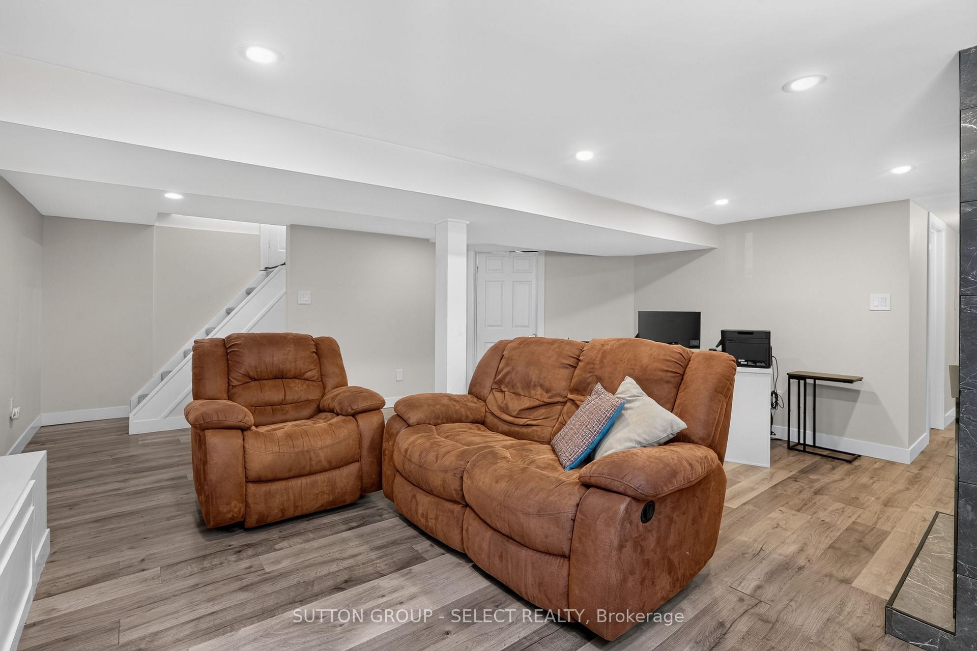 Photo 24 of 1295 York Street, London, East M — HOMEH