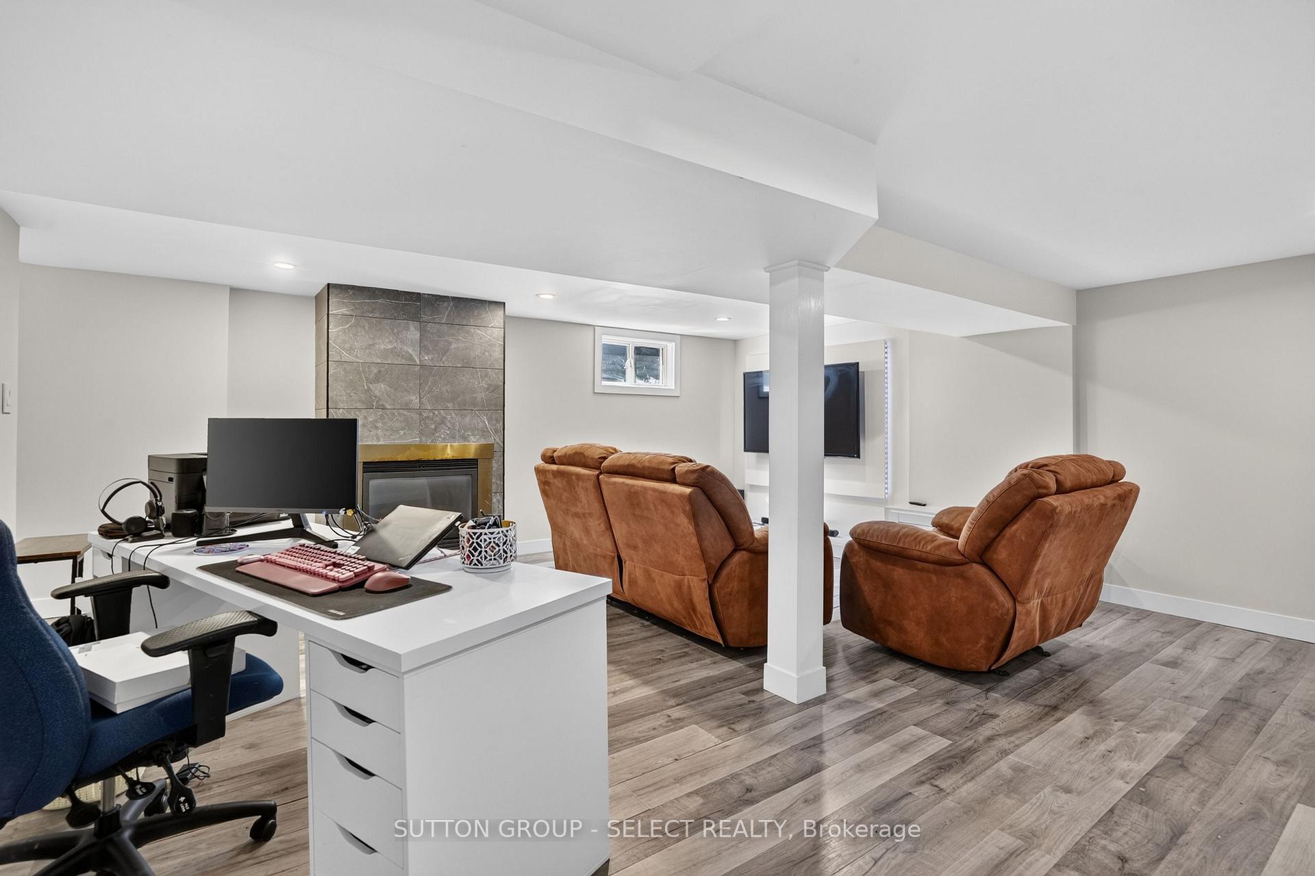 Photo 27 of 1295 York Street, London, East M — HOMEH