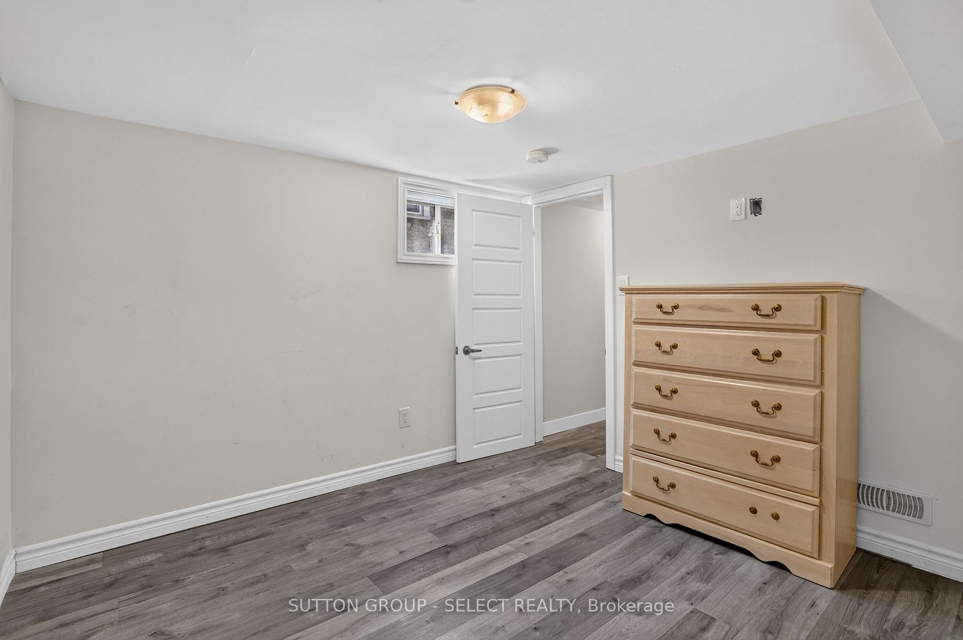 Photo 31 of 1295 York Street, London, East M — HOMEH