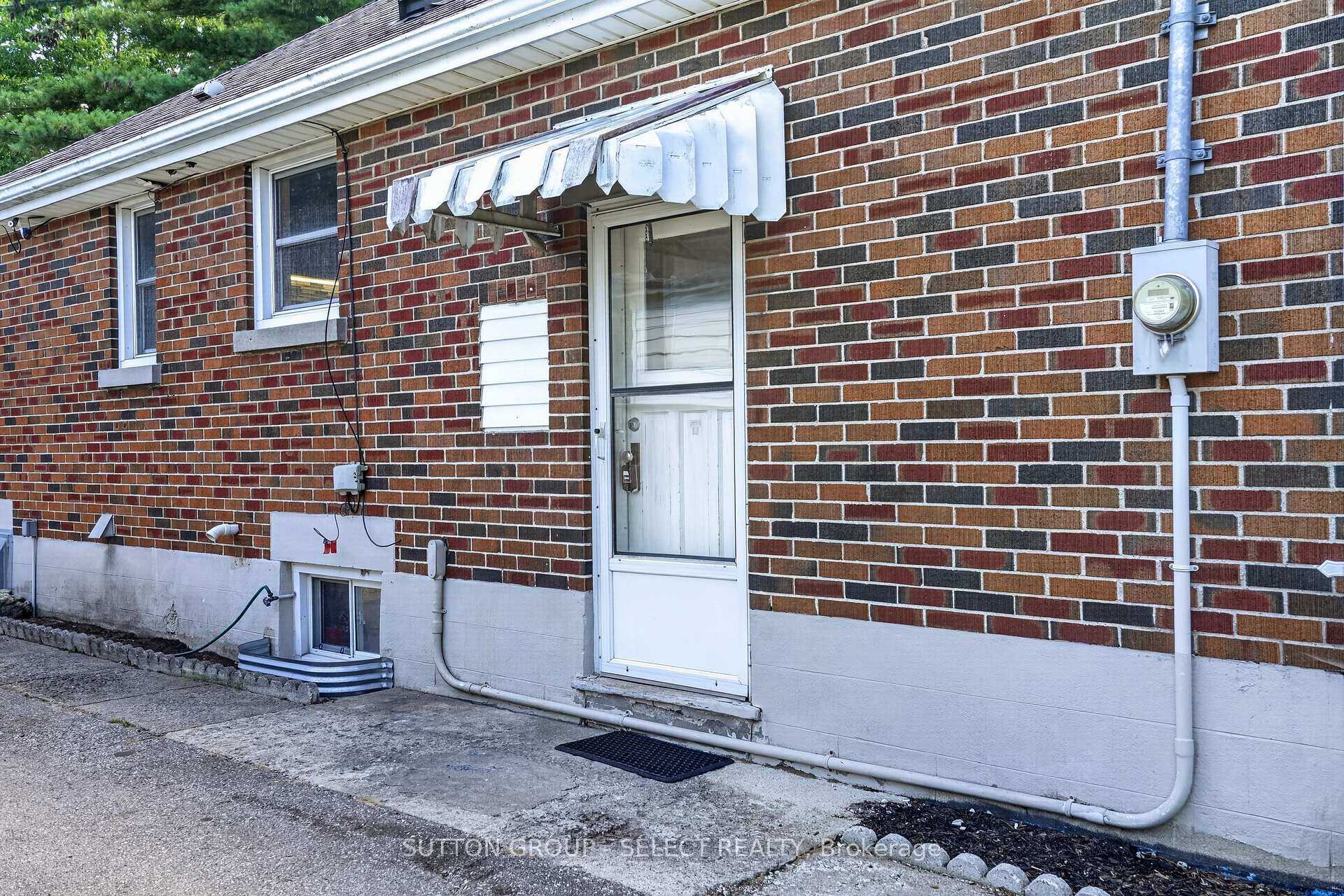 Photo 35 of 1295 York Street, London, East M — HOMEH