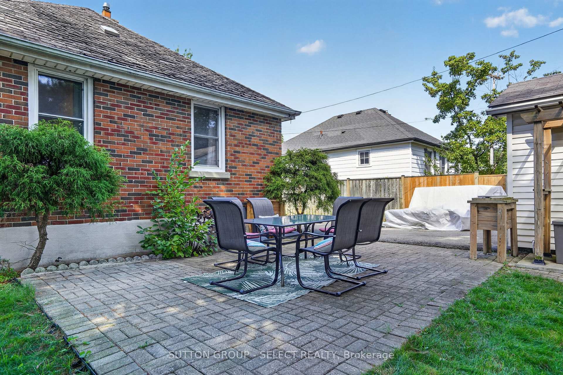Photo 39 of 1295 York Street, London, East M — HOMEH