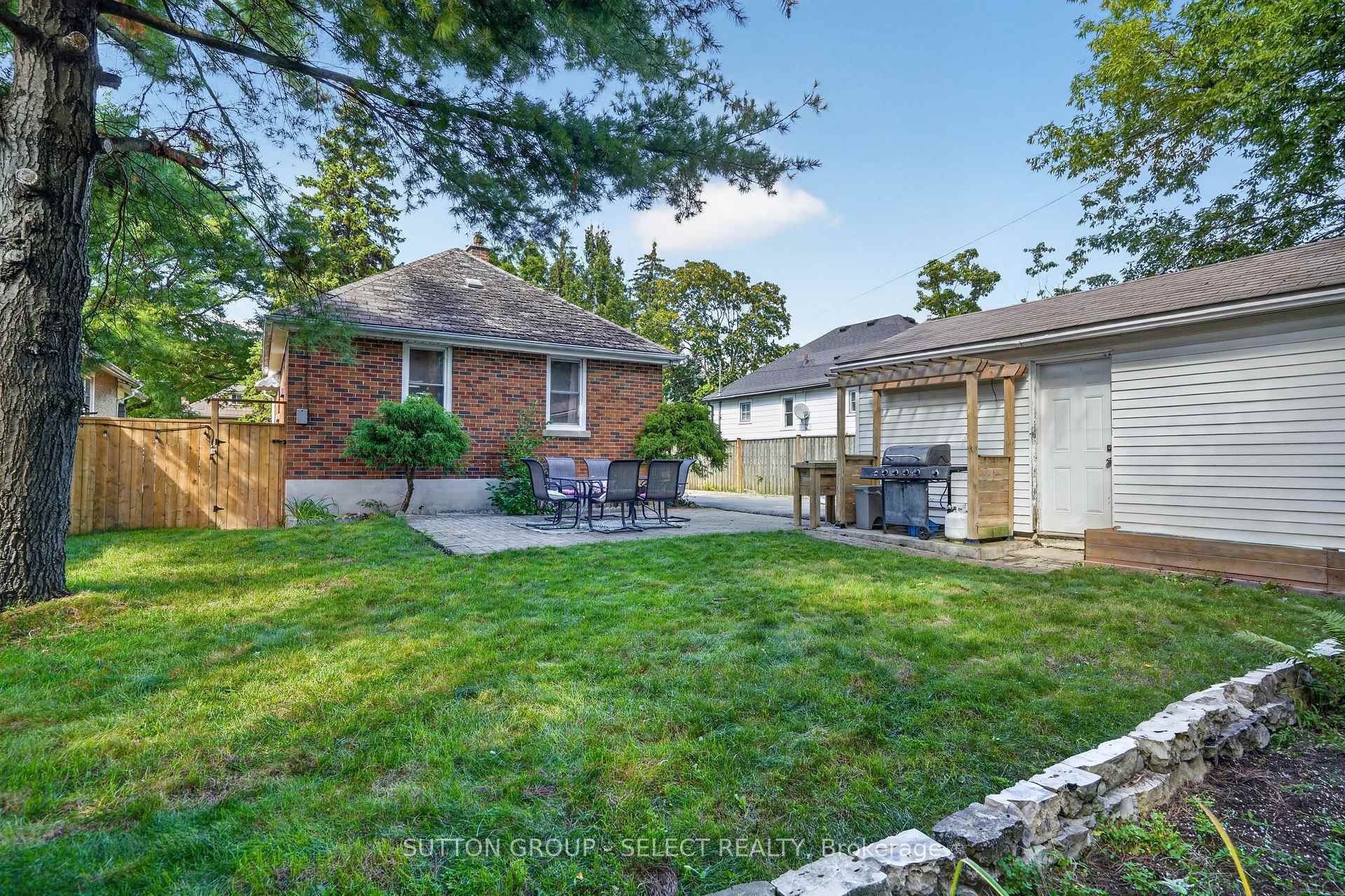 Photo 42 of 1295 York Street, London, East M — HOMEH