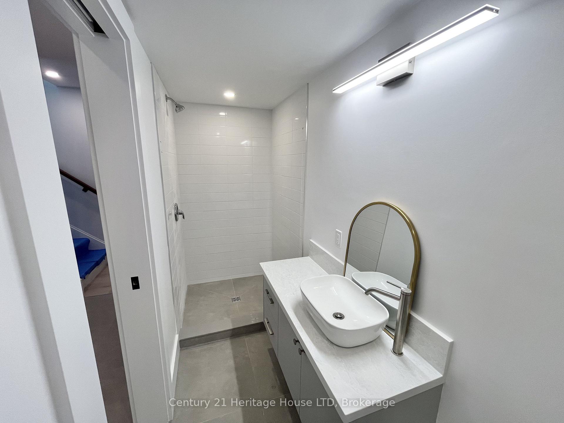 Photo 13 of Unit LOWER Unit, 99A Moffatt Street, St. Catharines, Oakdale — HOMEH