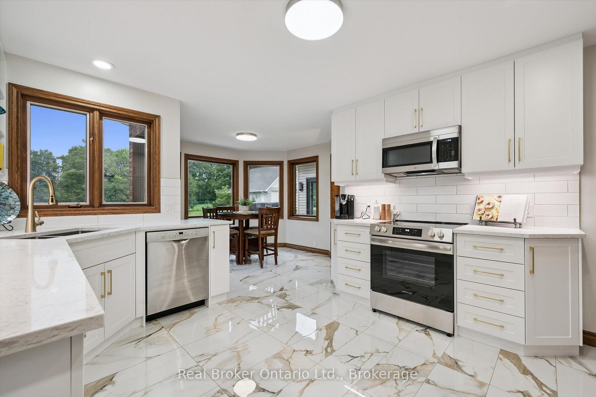 Photo 7 of 32 Sunset Drive, Woolwich — HOMEH