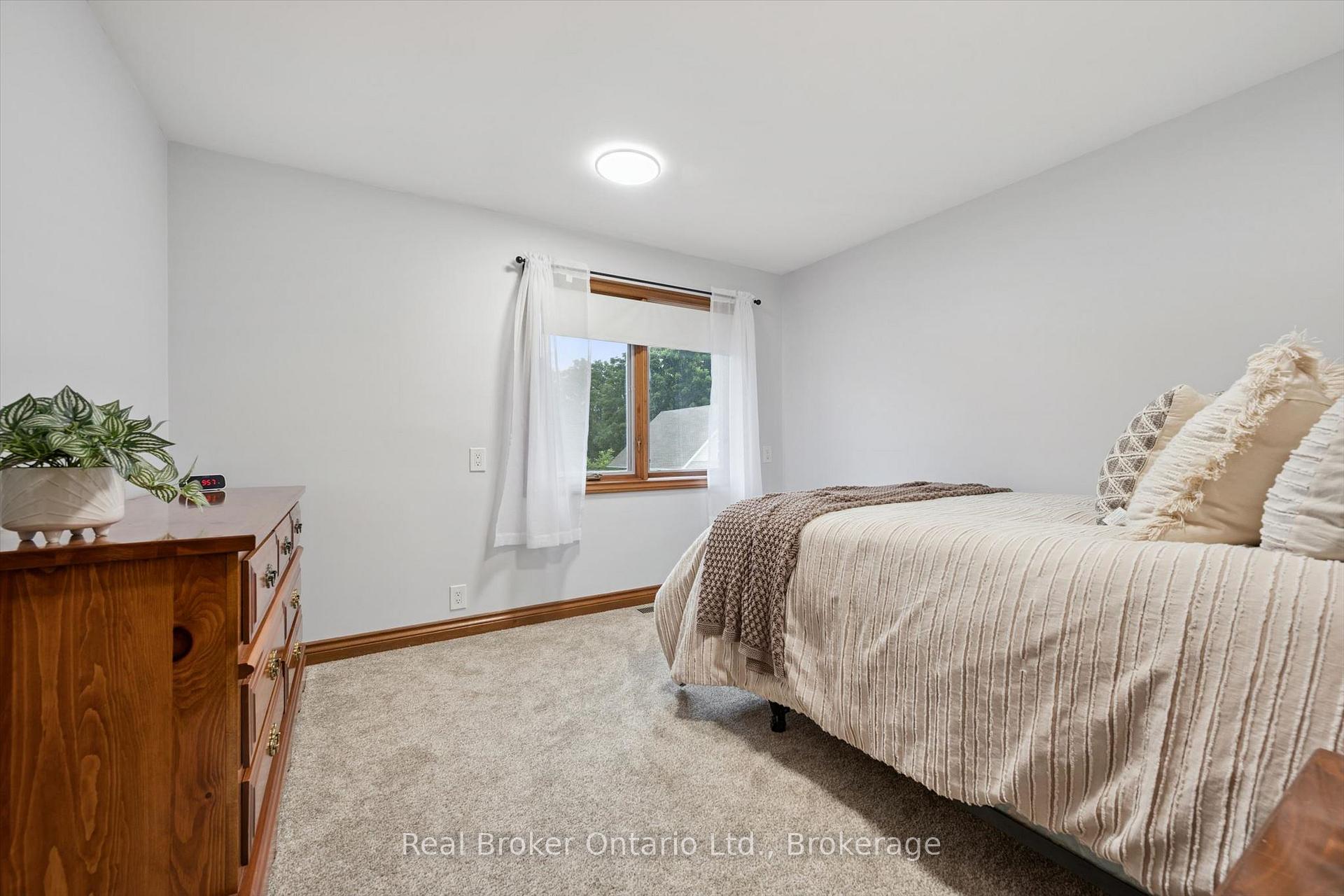 Photo 23 of 32 Sunset Drive, Woolwich — HOMEH