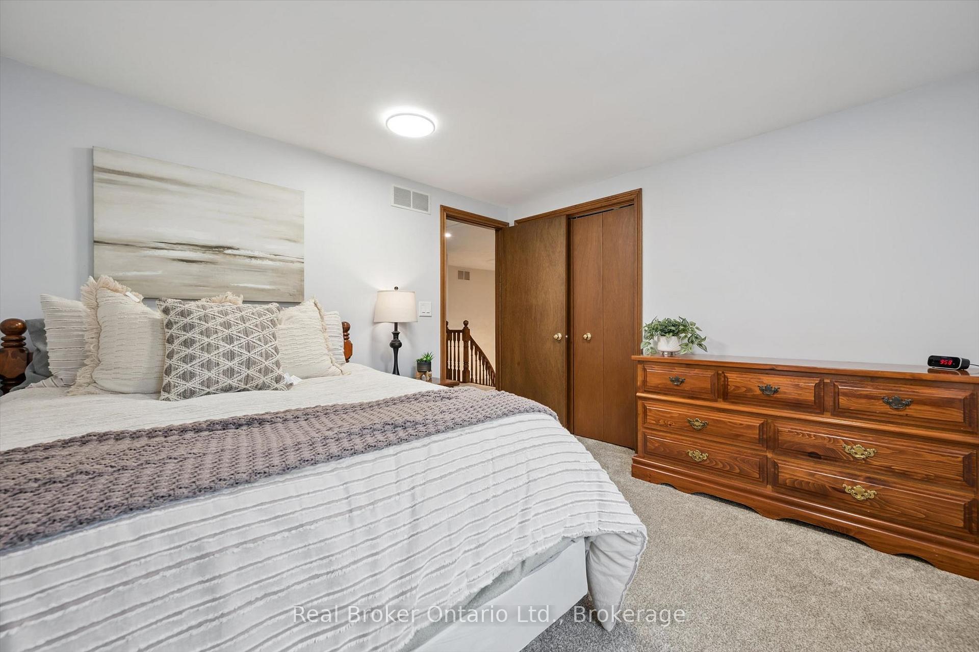 Photo 24 of 32 Sunset Drive, Woolwich — HOMEH