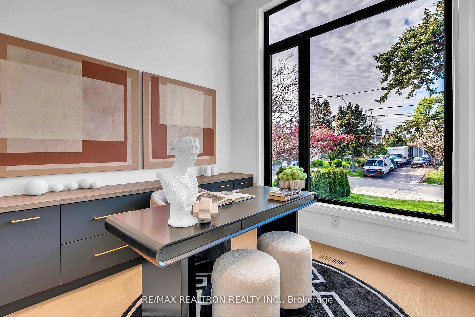 Photo 10 of 35 Foxwarren Drive, North York, Bayview Village — HOMEH