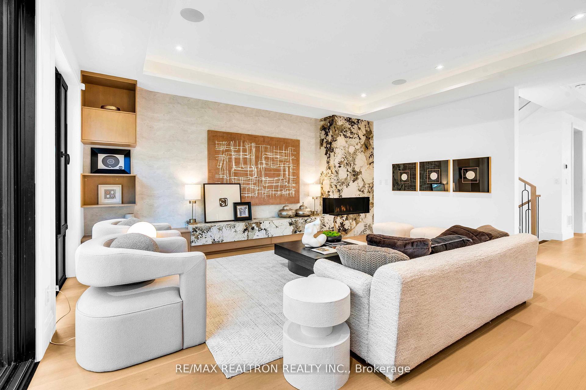 Photo 20 of 35 Foxwarren Drive, North York, Bayview Village — HOMEH