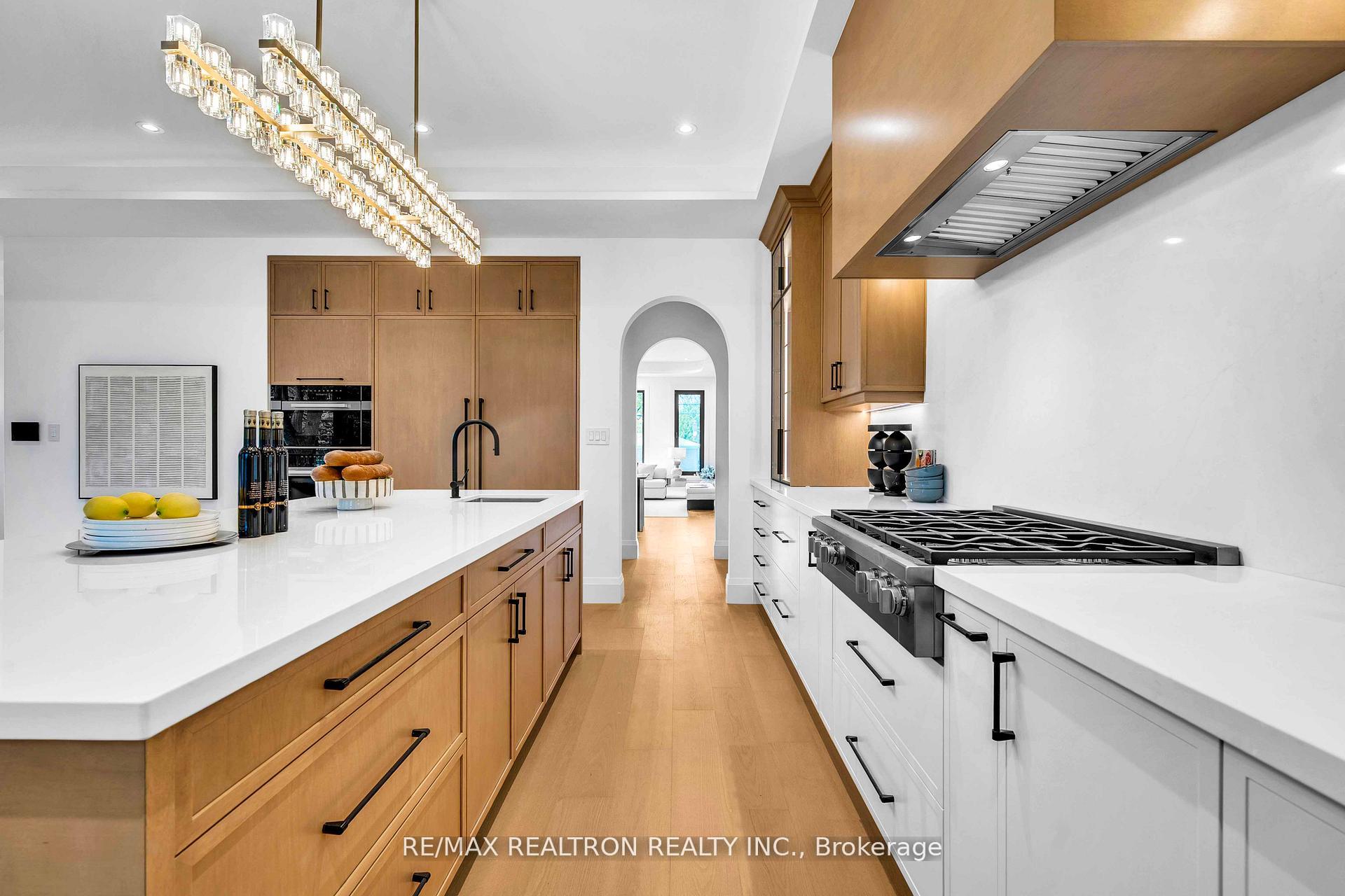 Photo 23 of 35 Foxwarren Drive, North York, Bayview Village — HOMEH