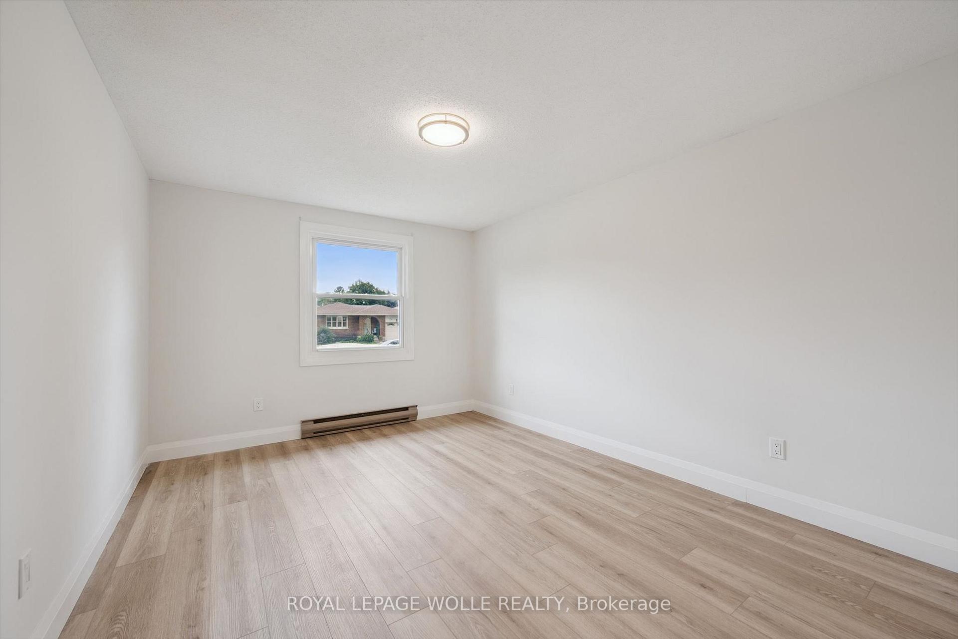 Photo 27 of 109 Deerberry Place, Waterloo, North Lakeshore — HOMEH