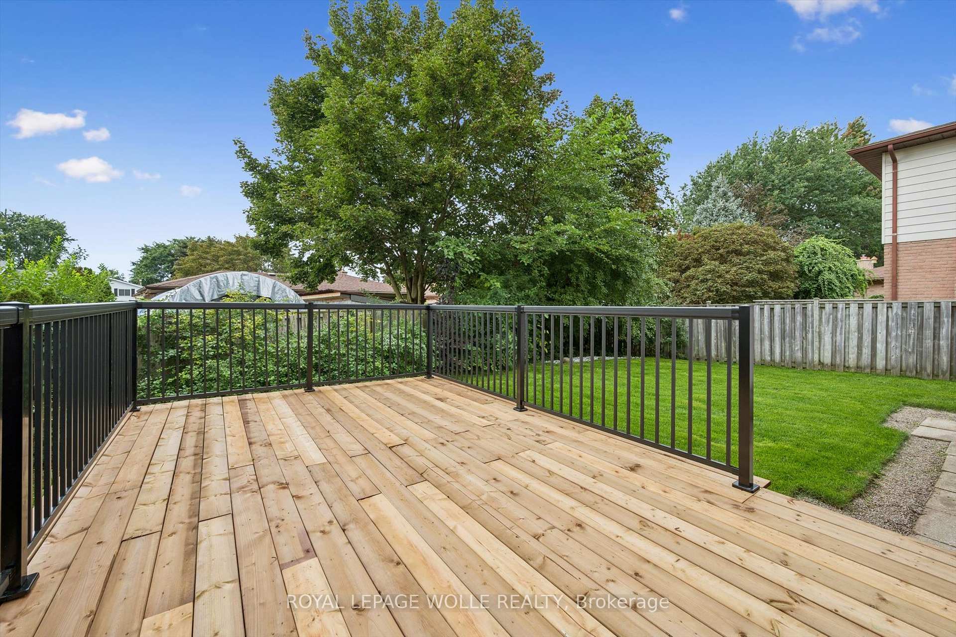 Photo 39 of 109 Deerberry Place, Waterloo, North Lakeshore — HOMEH