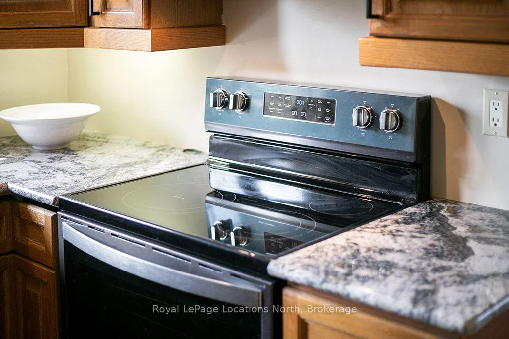 Photo 22 of 317624 3rd Line, Meaford — HOMEH