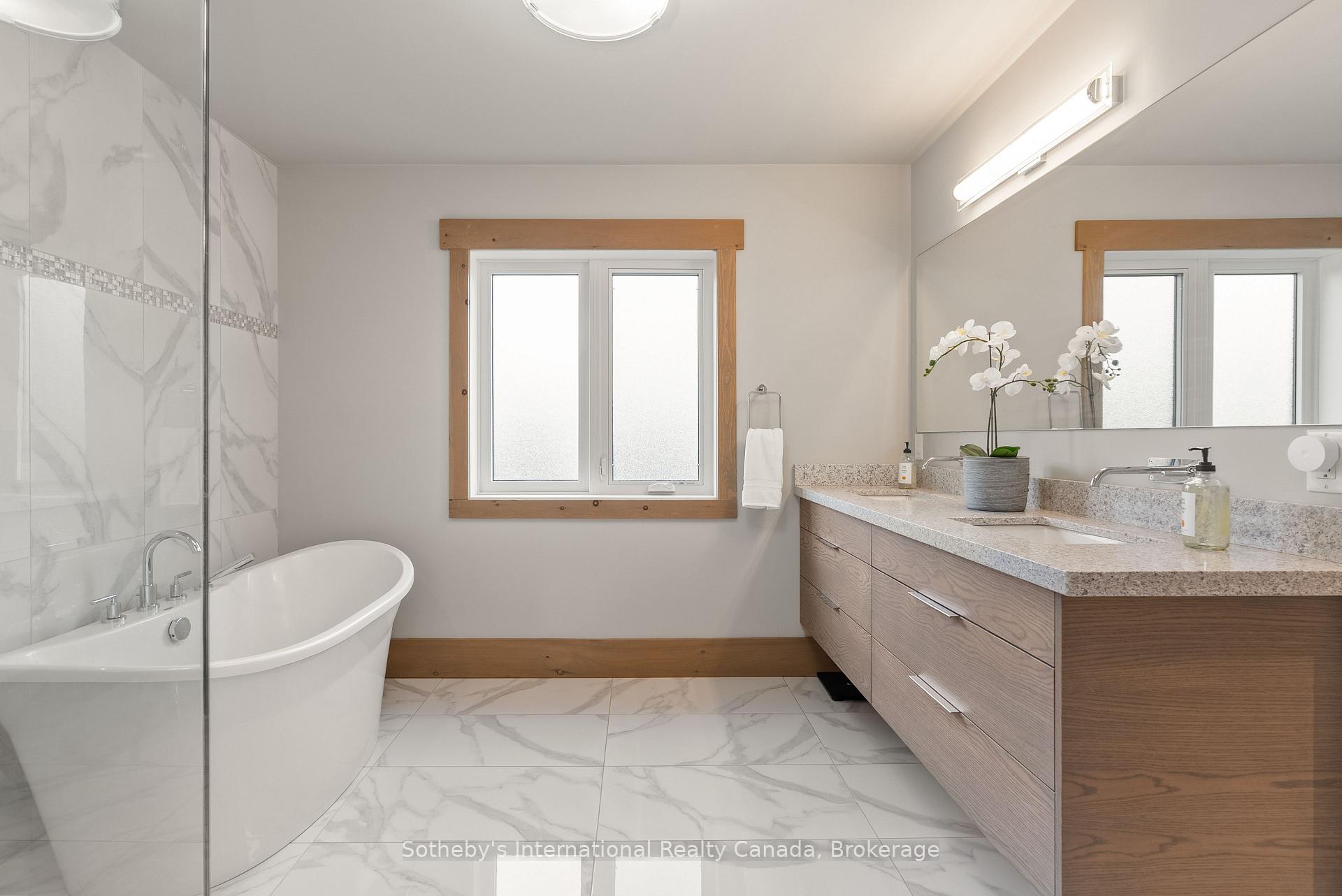 Photo 33 of 133 Osler Bluff Road, Collingwood — HOMEH