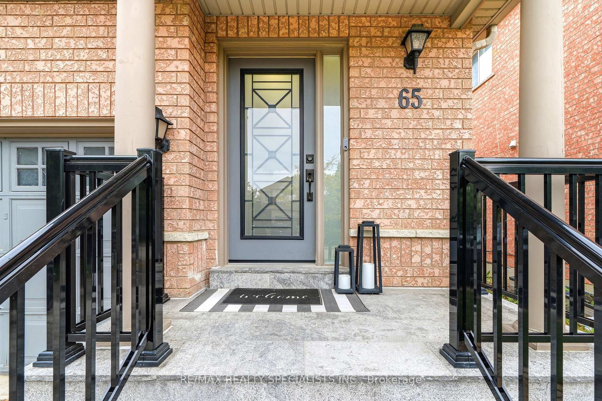 Photo 3 of 65 Ironhorse Crescent, Caledon, Bolton West — HOMEH