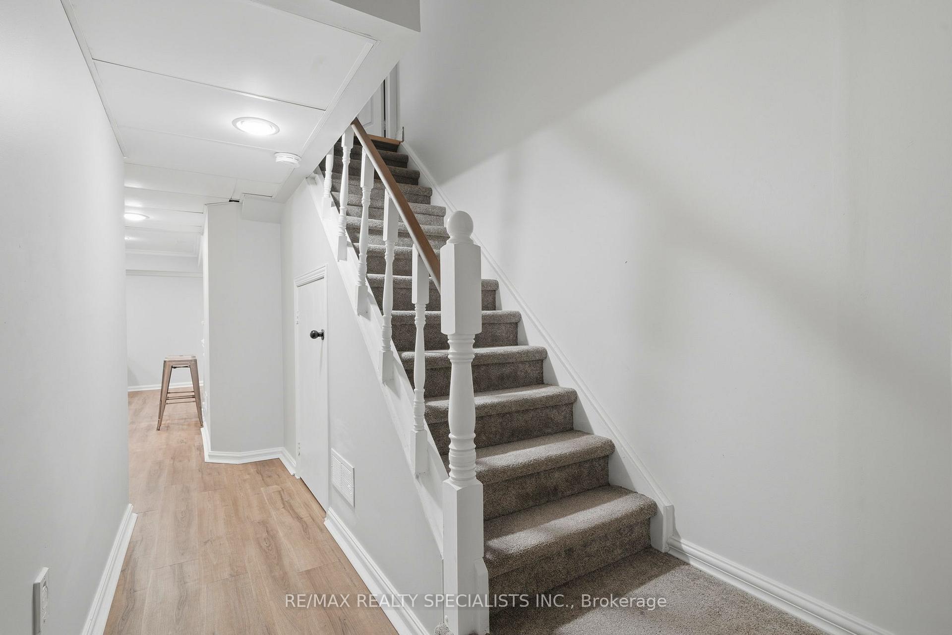 Photo 19 of 65 Ironhorse Crescent, Caledon, Bolton West — HOMEH