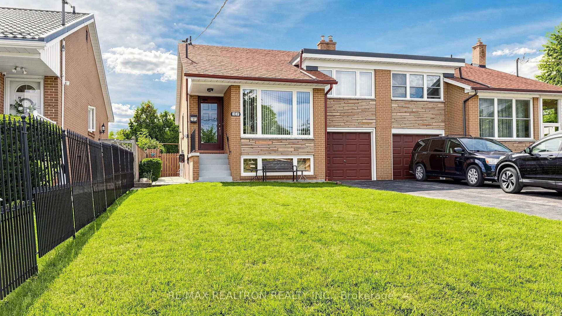 Photo 1 of 80 Frankton Crescent, North York, York University Heights — HOMEH