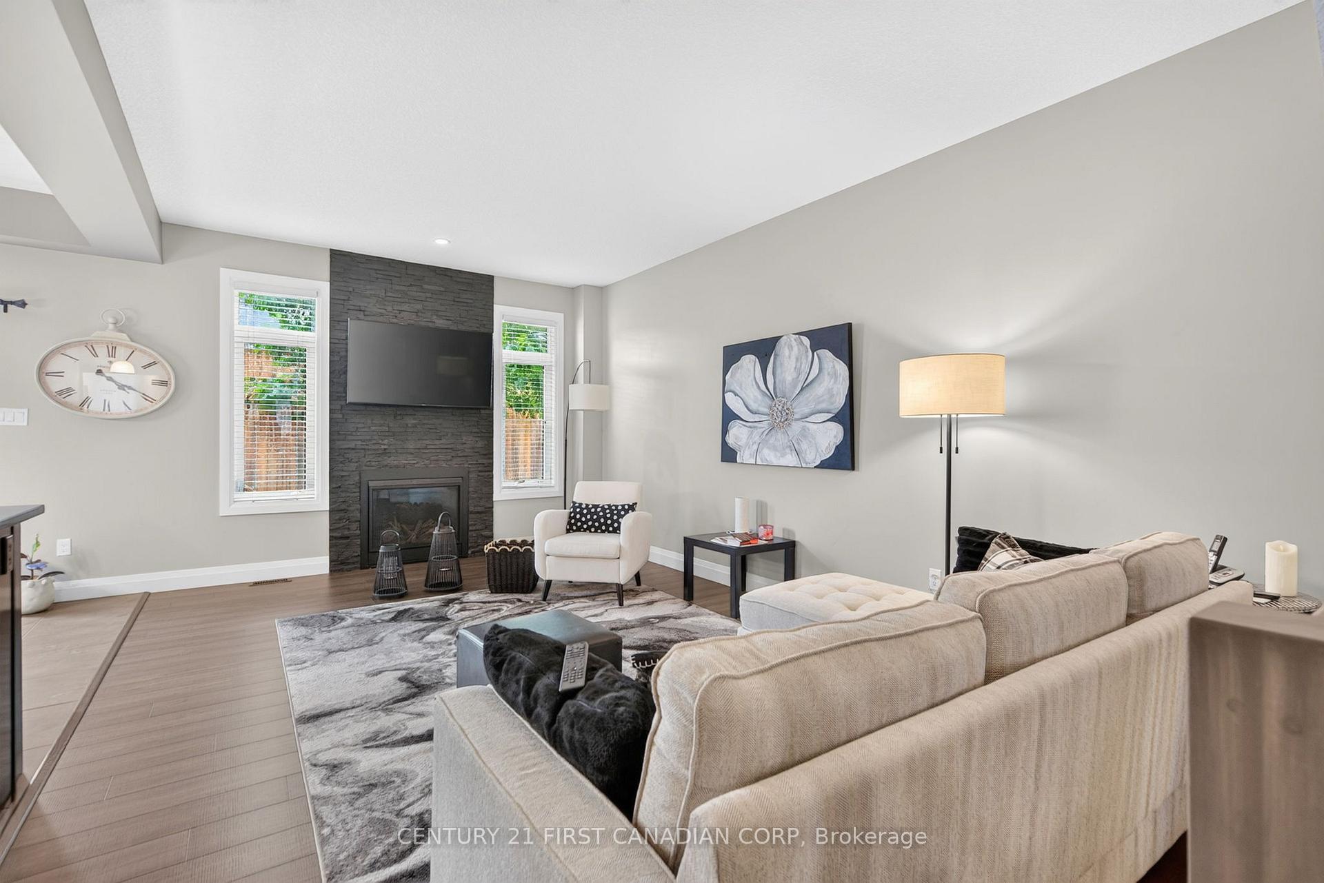 Photo 6 of Unit 98, 275 Callaway Road, London, North R — HOMEH