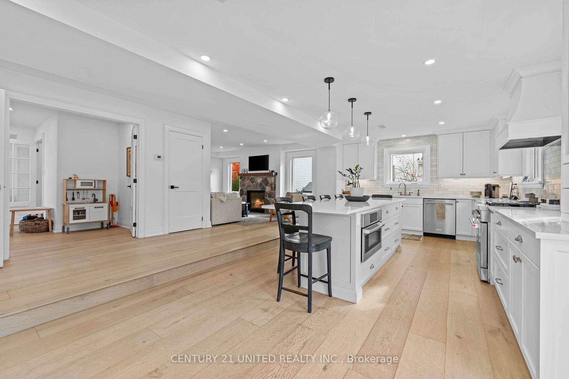 Photo 6 of 753 Chesterfield Avenue, Peterborough, Northcrest Ward 5 — HOMEH