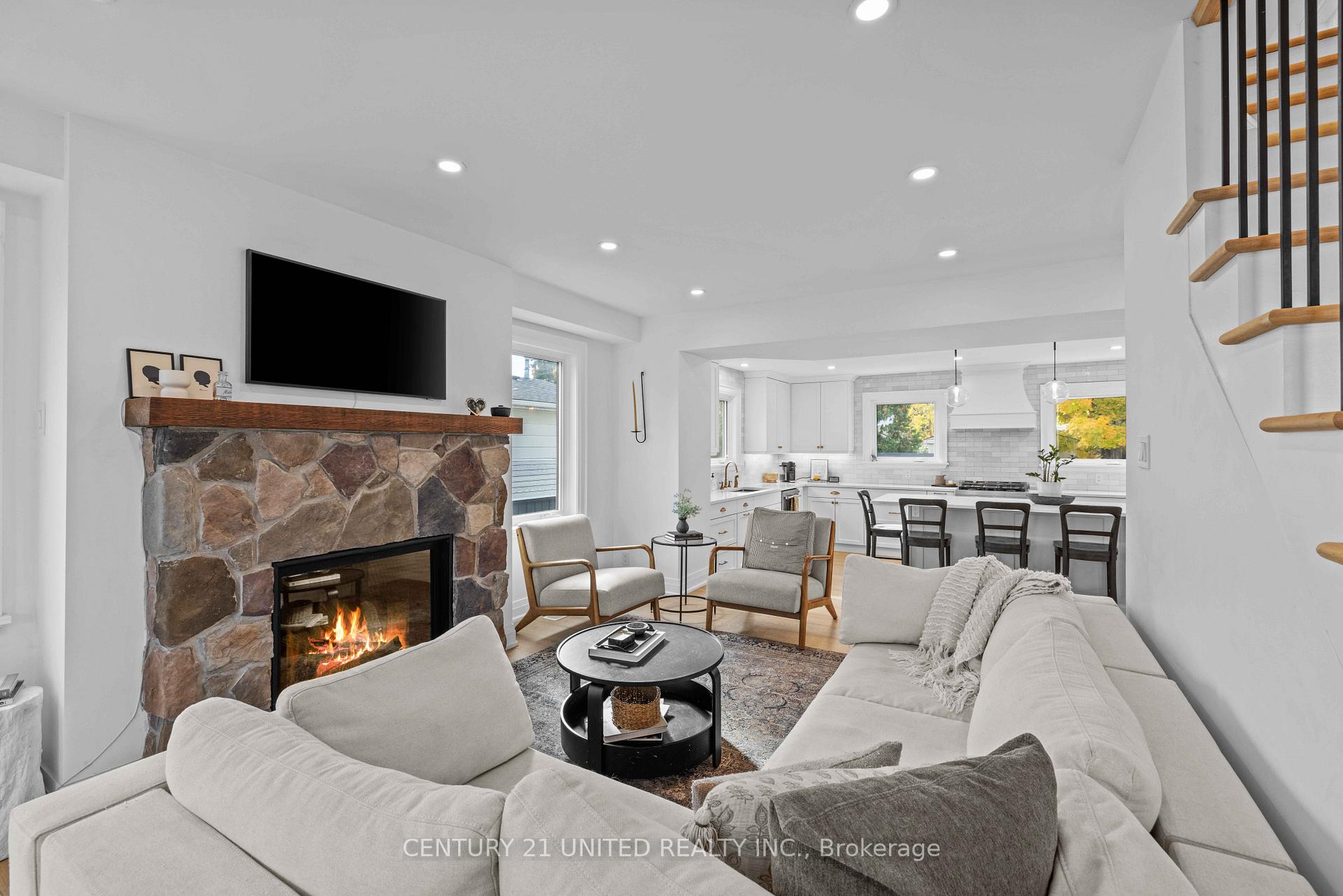 Photo 14 of 753 Chesterfield Avenue, Peterborough, Northcrest Ward 5 — HOMEH