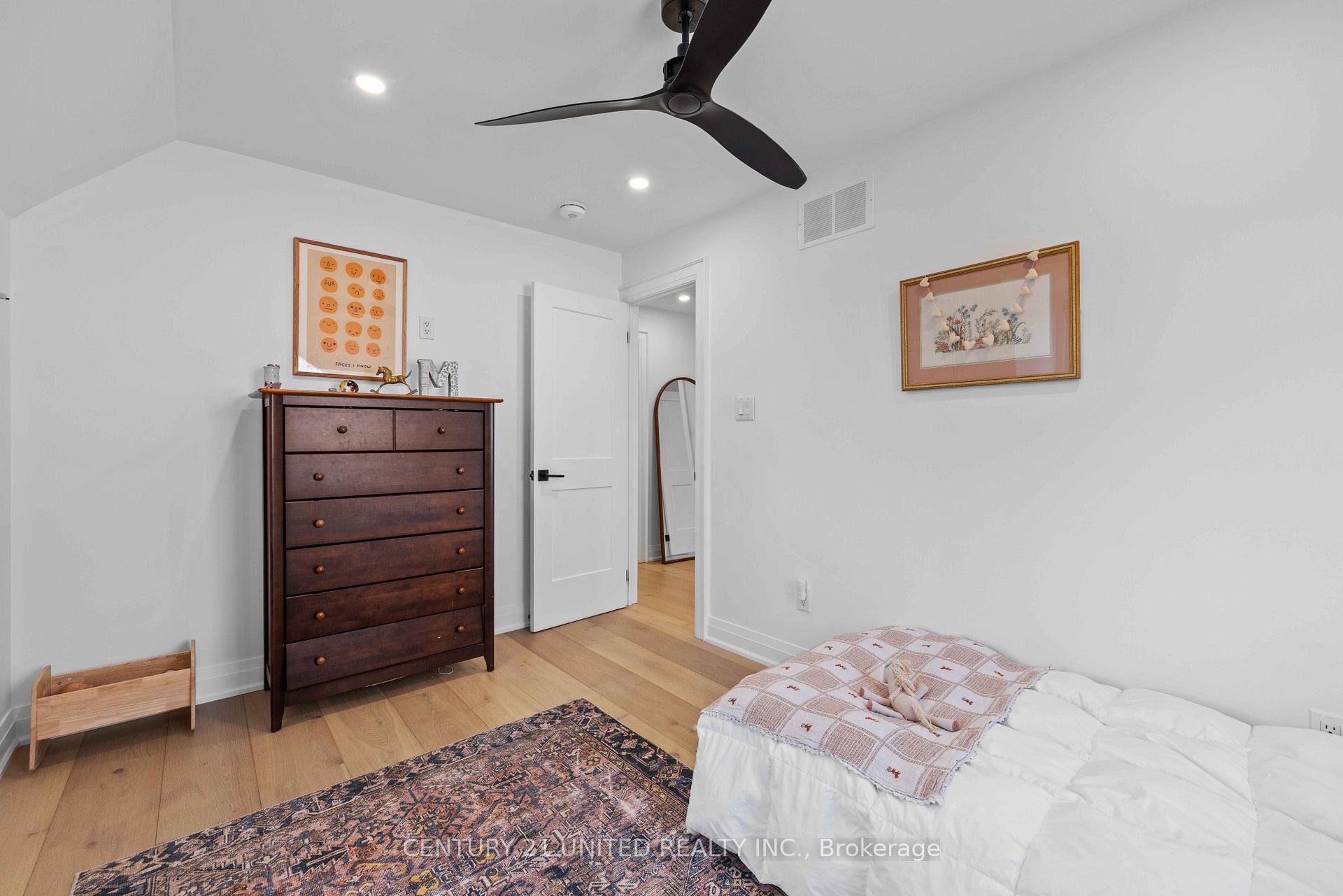 Photo 25 of 753 Chesterfield Avenue, Peterborough, Northcrest Ward 5 — HOMEH