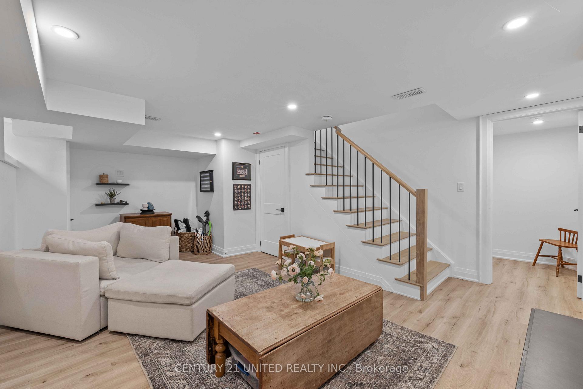 Photo 31 of 753 Chesterfield Avenue, Peterborough, Northcrest Ward 5 — HOMEH