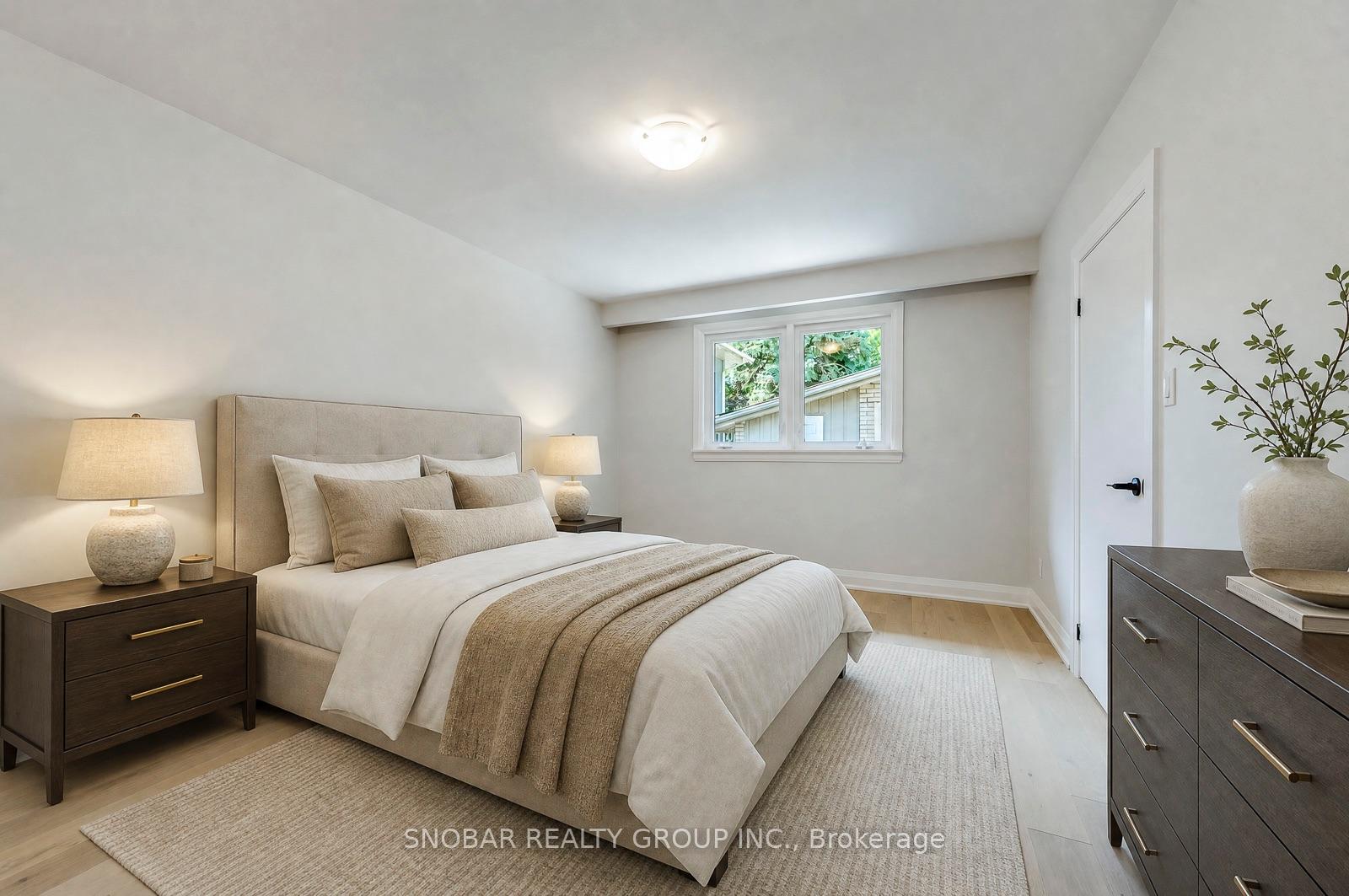 Photo 5 of 99 Sun Row Drive, Etobicoke, Willowridge-Martingrove-Richview — HOMEH