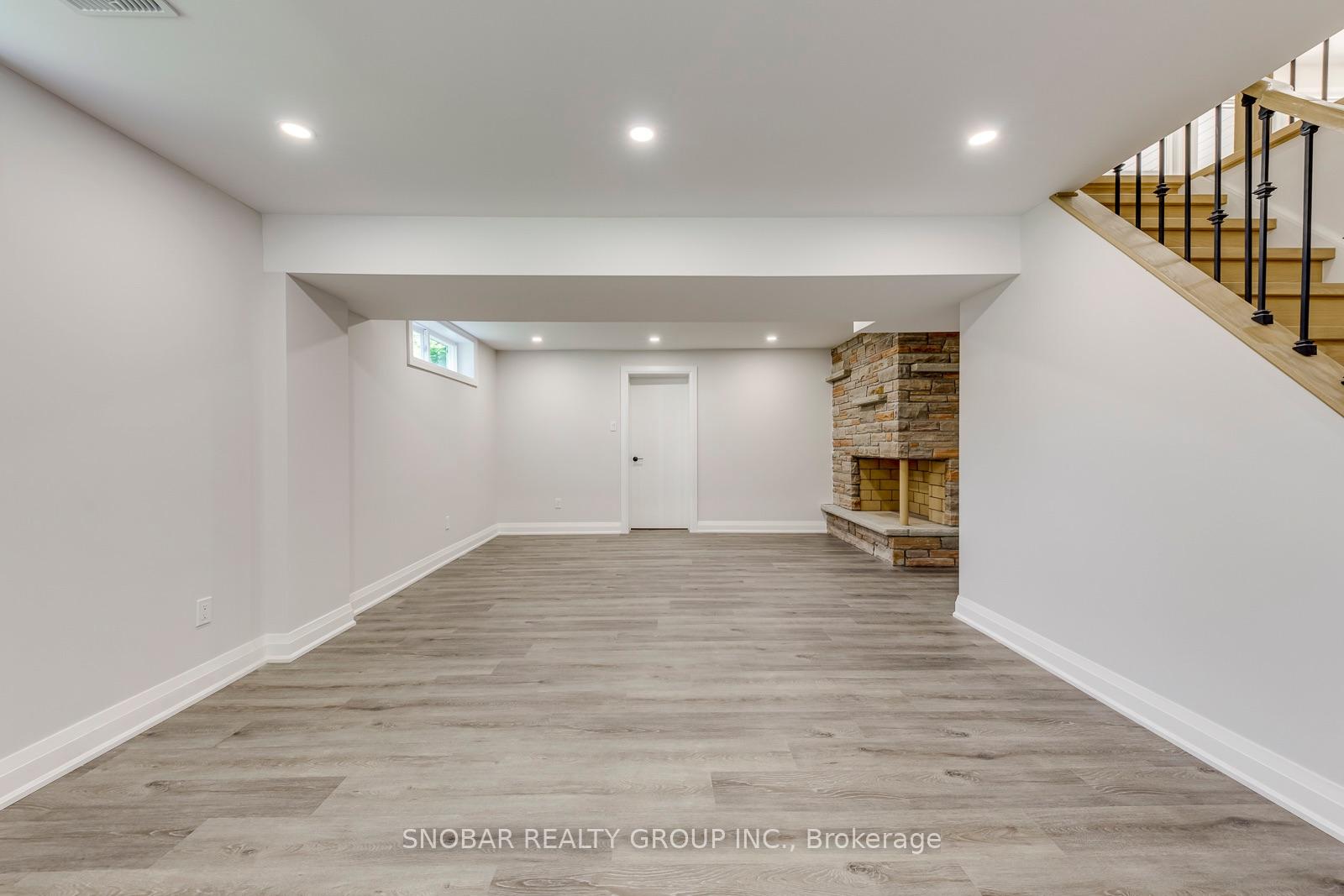 Photo 23 of 99 Sun Row Drive, Etobicoke, Willowridge-Martingrove-Richview — HOMEH