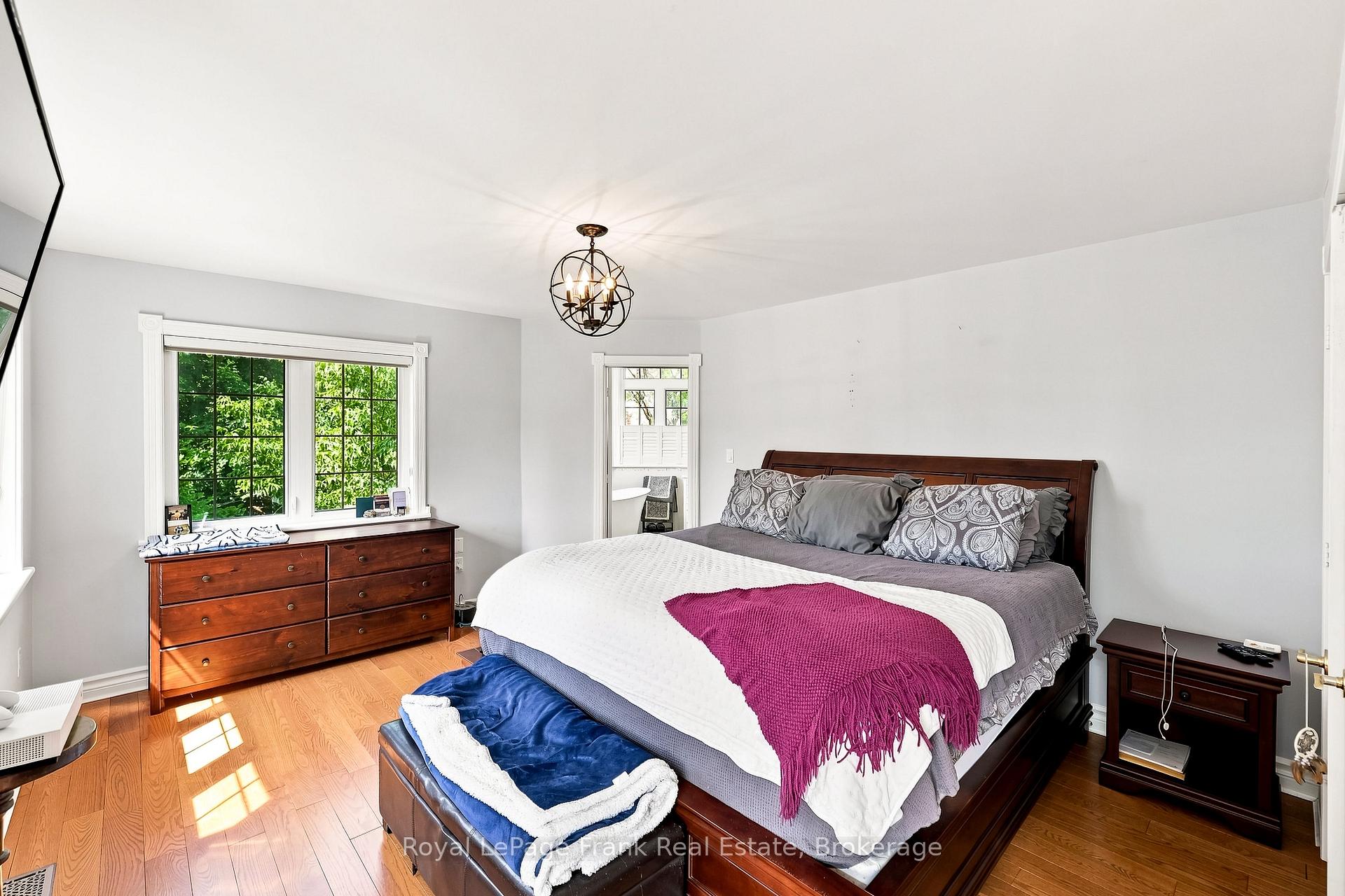 Photo 14 of 2 Wilson House Drive, Whitby, Rural Whitby — HOMEH