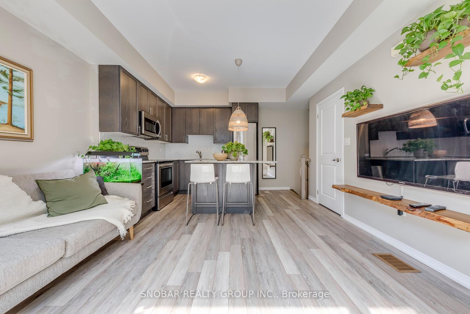 Photo 5 of Unit 77, 30 Fieldway Road, Etobicoke, Islington-City Centre West — HOMEH