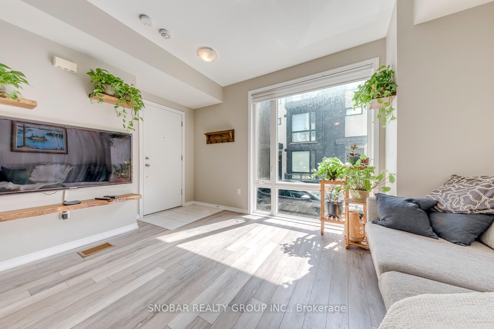 Photo 7 of Unit 77, 30 Fieldway Road, Etobicoke, Islington-City Centre West — HOMEH