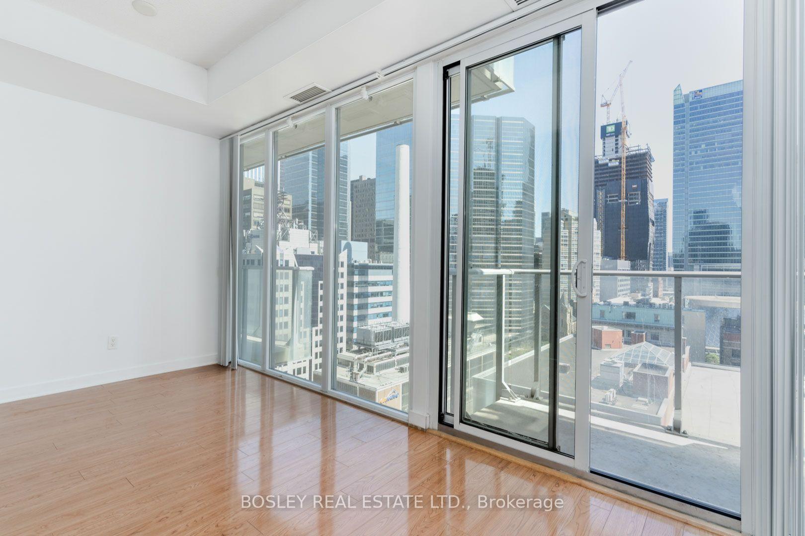 Photo 5 of Unit 1302, 126 Simcoe Street, Toronto, University — HOMEH