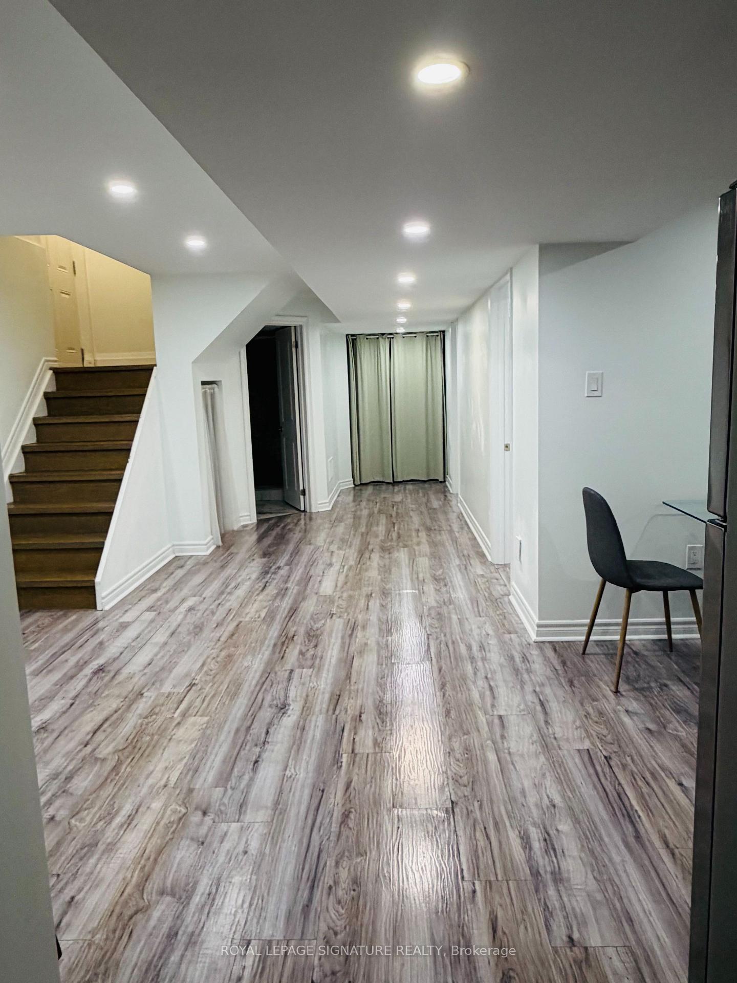 Photo 6 of Unit Room #2, 445 Malaga Road, Mississauga, Fairview — HOMEH