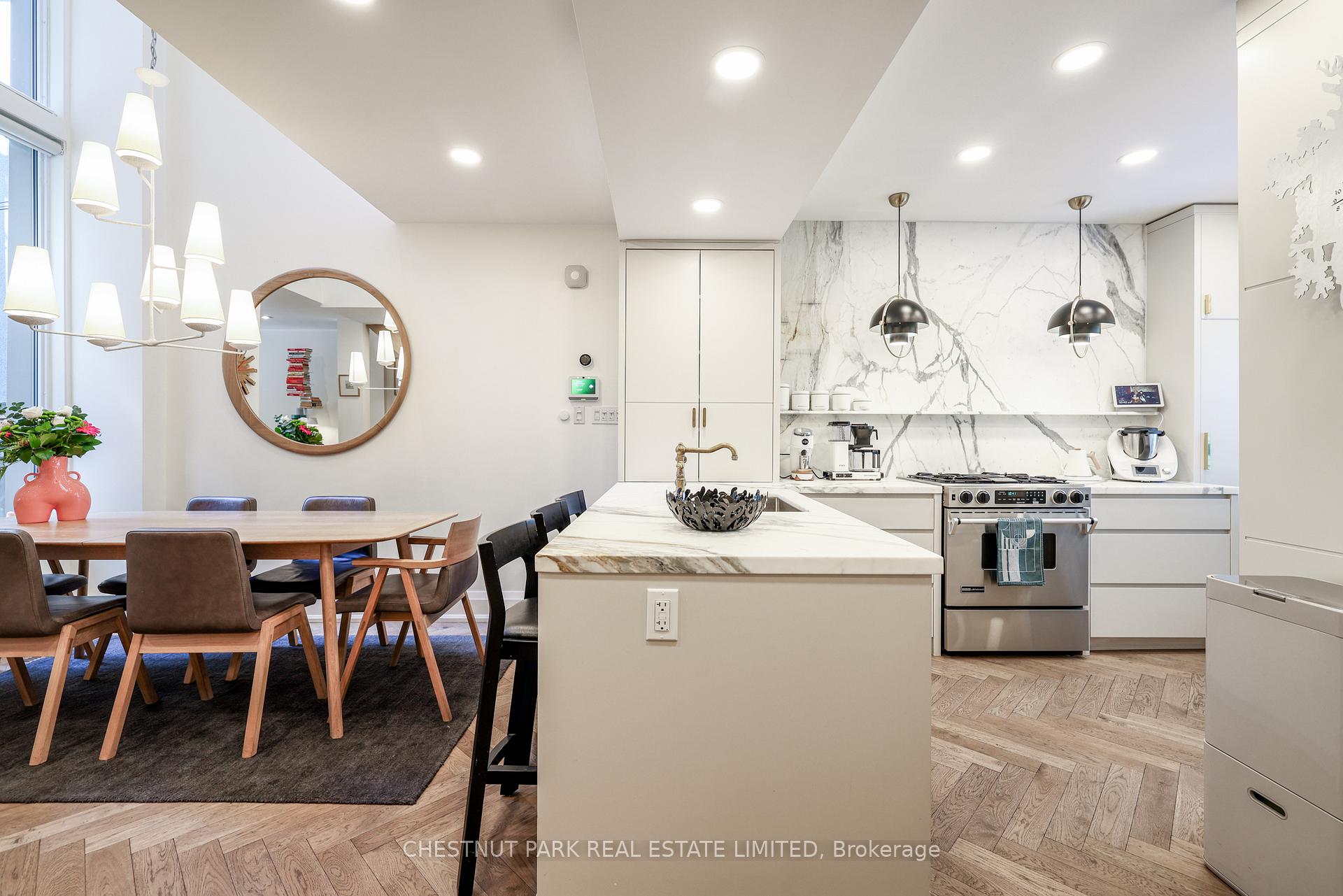 Photo 4 of 27 Gibson Avenue, Toronto, The Annex — HOMEH