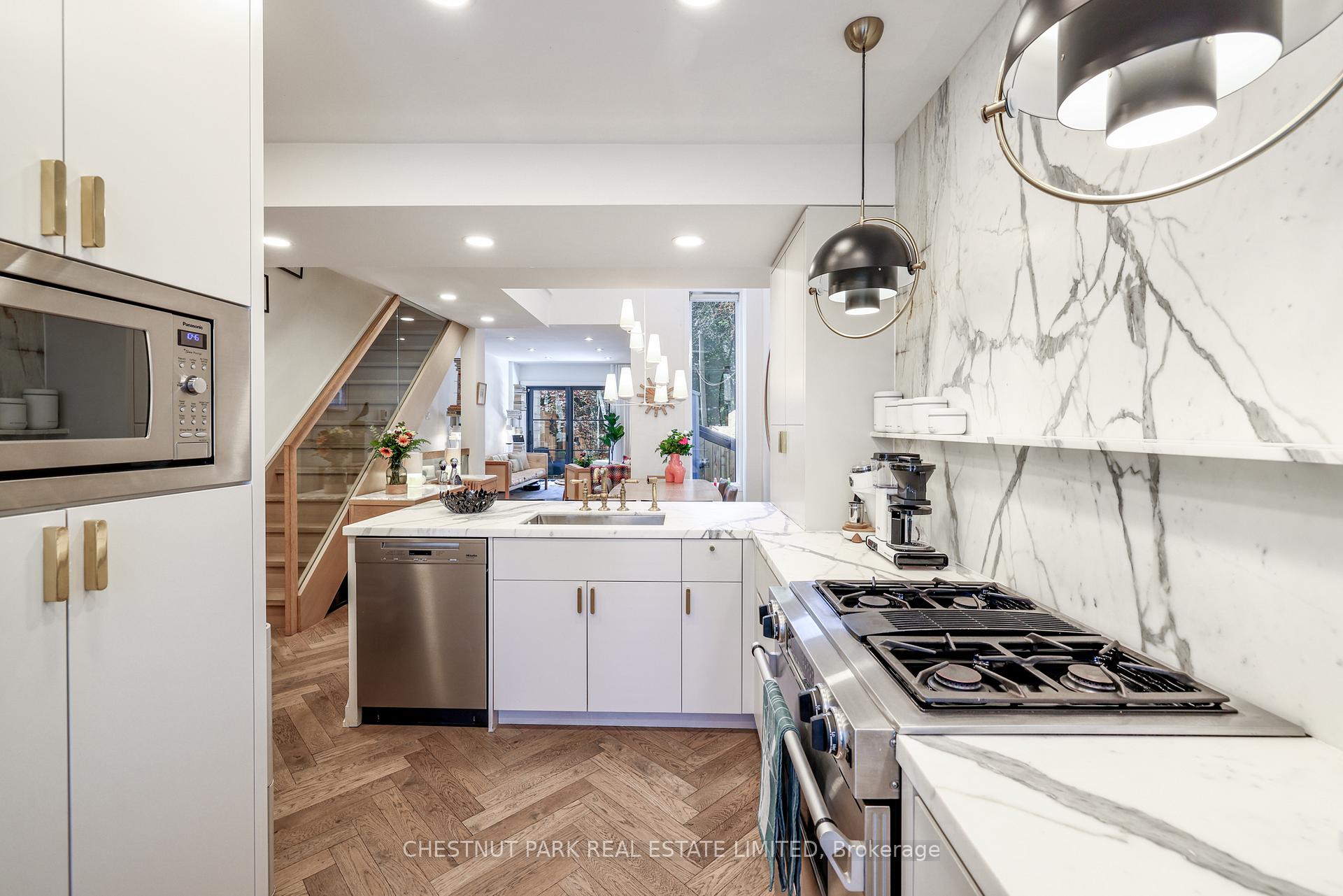 Photo 6 of 27 Gibson Avenue, Toronto, The Annex — HOMEH
