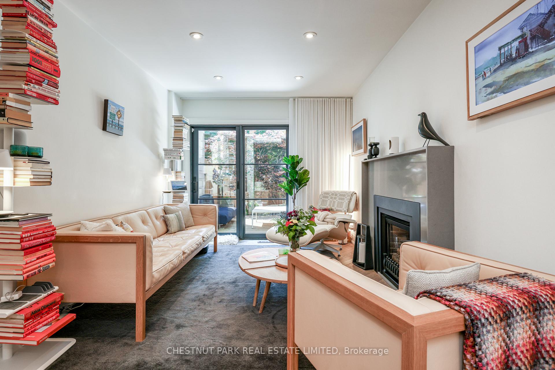 Photo 13 of 27 Gibson Avenue, Toronto, The Annex — HOMEH