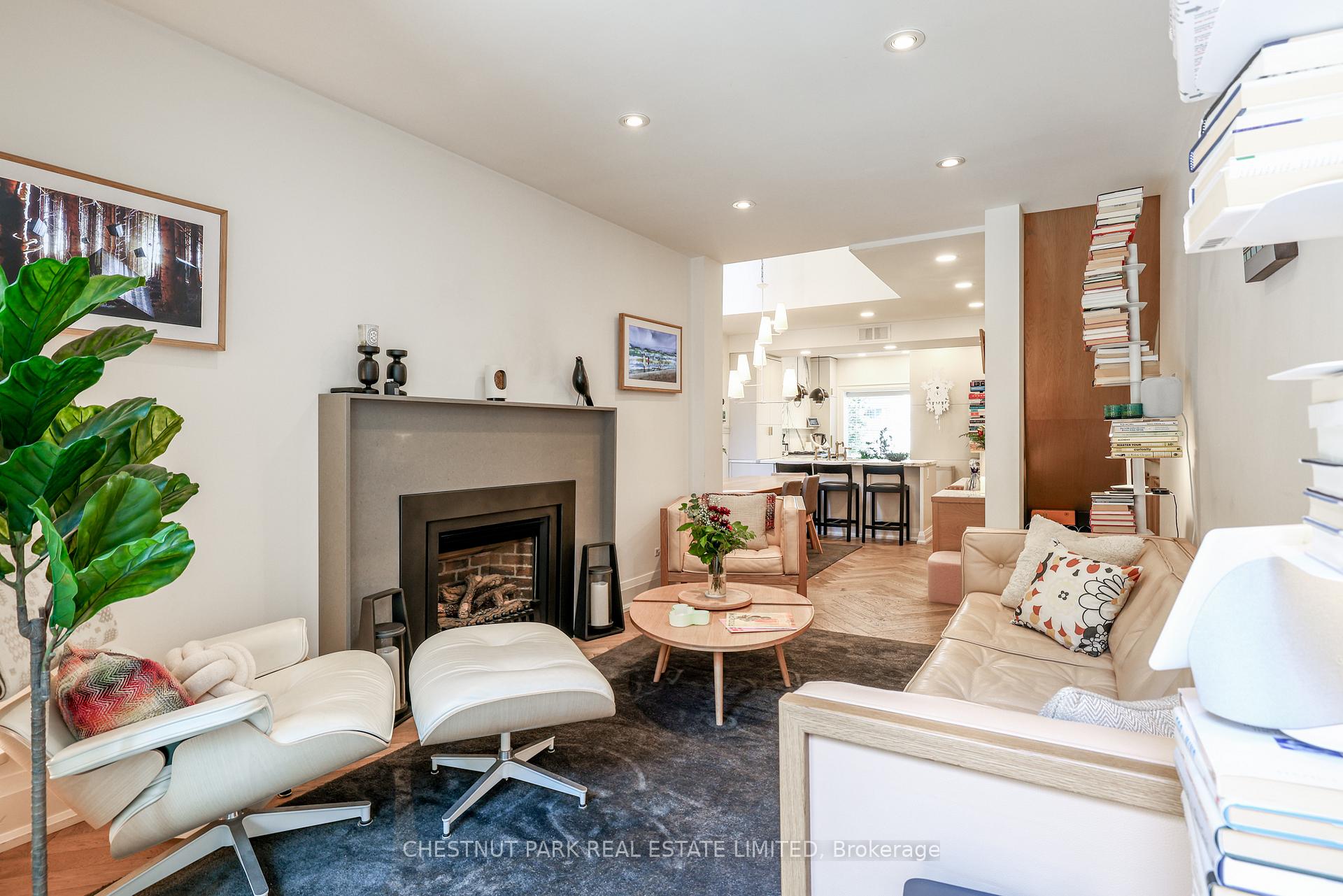 Photo 14 of 27 Gibson Avenue, Toronto, The Annex — HOMEH