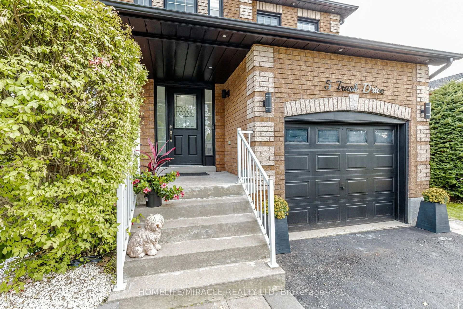 Photo 9 of 5 Trask Drive, Barrie, Ardagh — HOMEH