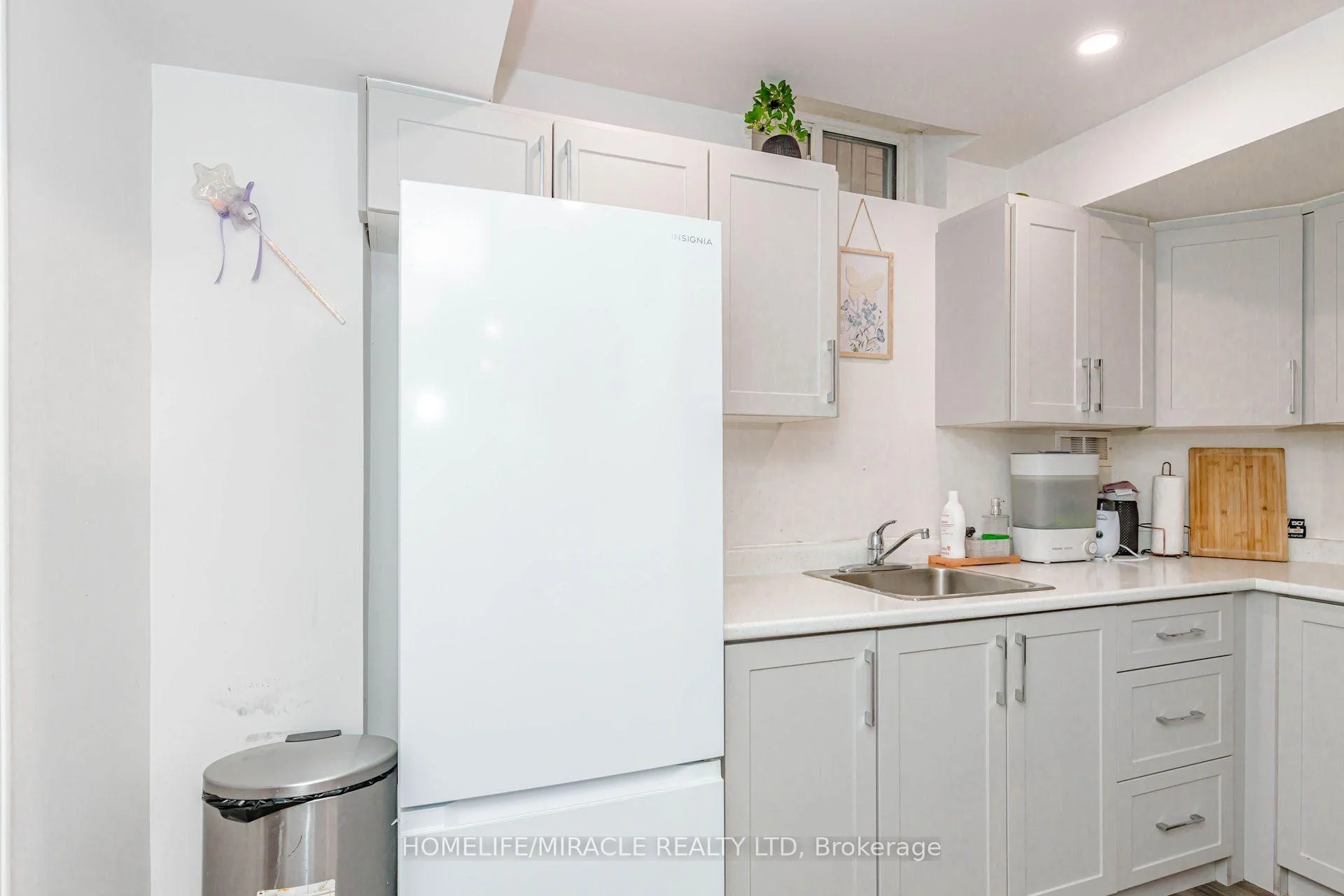 Photo 10 of 5 Trask Drive, Barrie, Ardagh — HOMEH