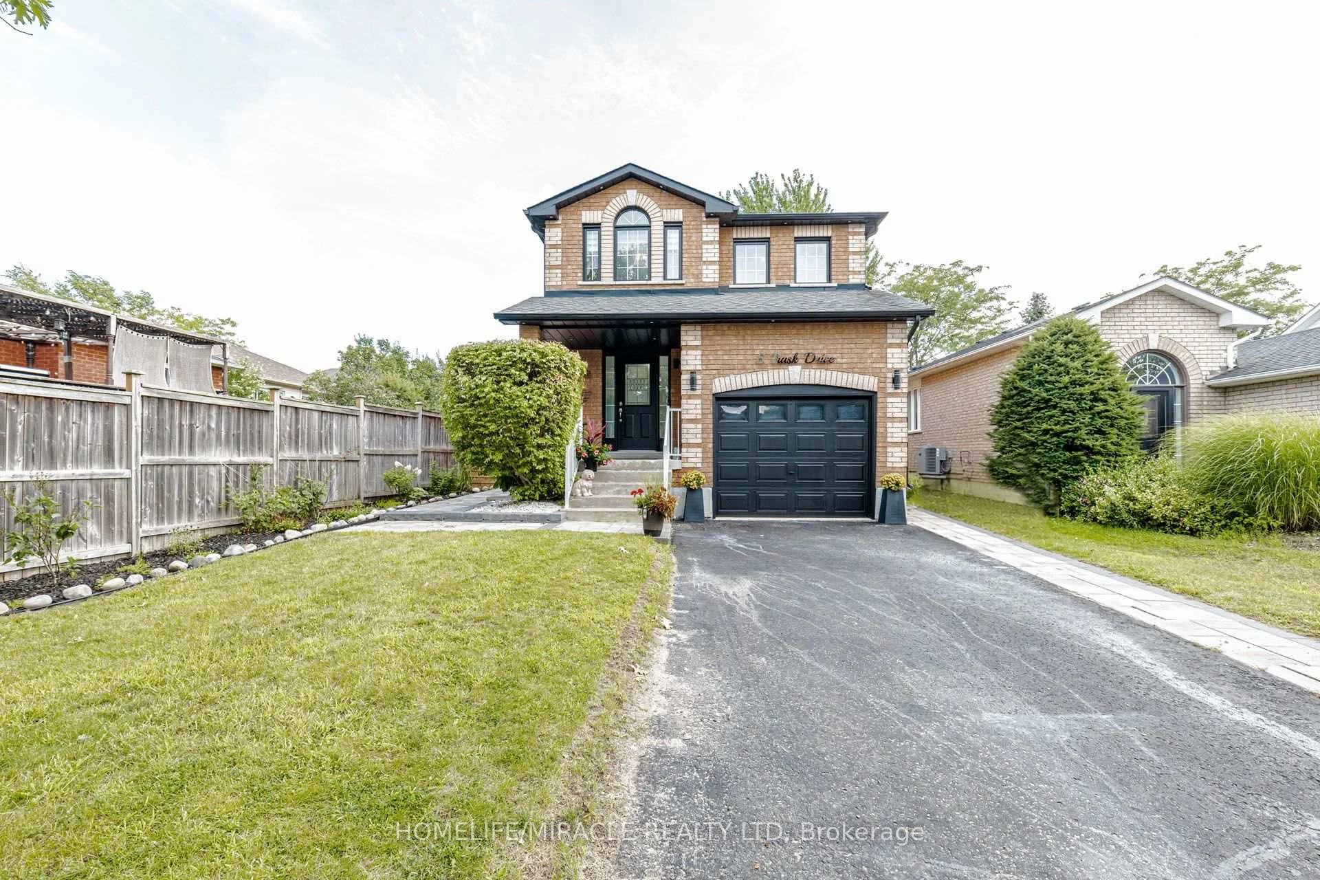 Photo 12 of 5 Trask Drive, Barrie, Ardagh — HOMEH