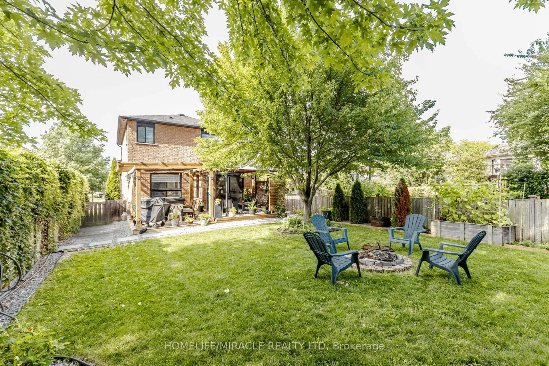 Photo 32 of 5 Trask Drive, Barrie, Ardagh — HOMEH