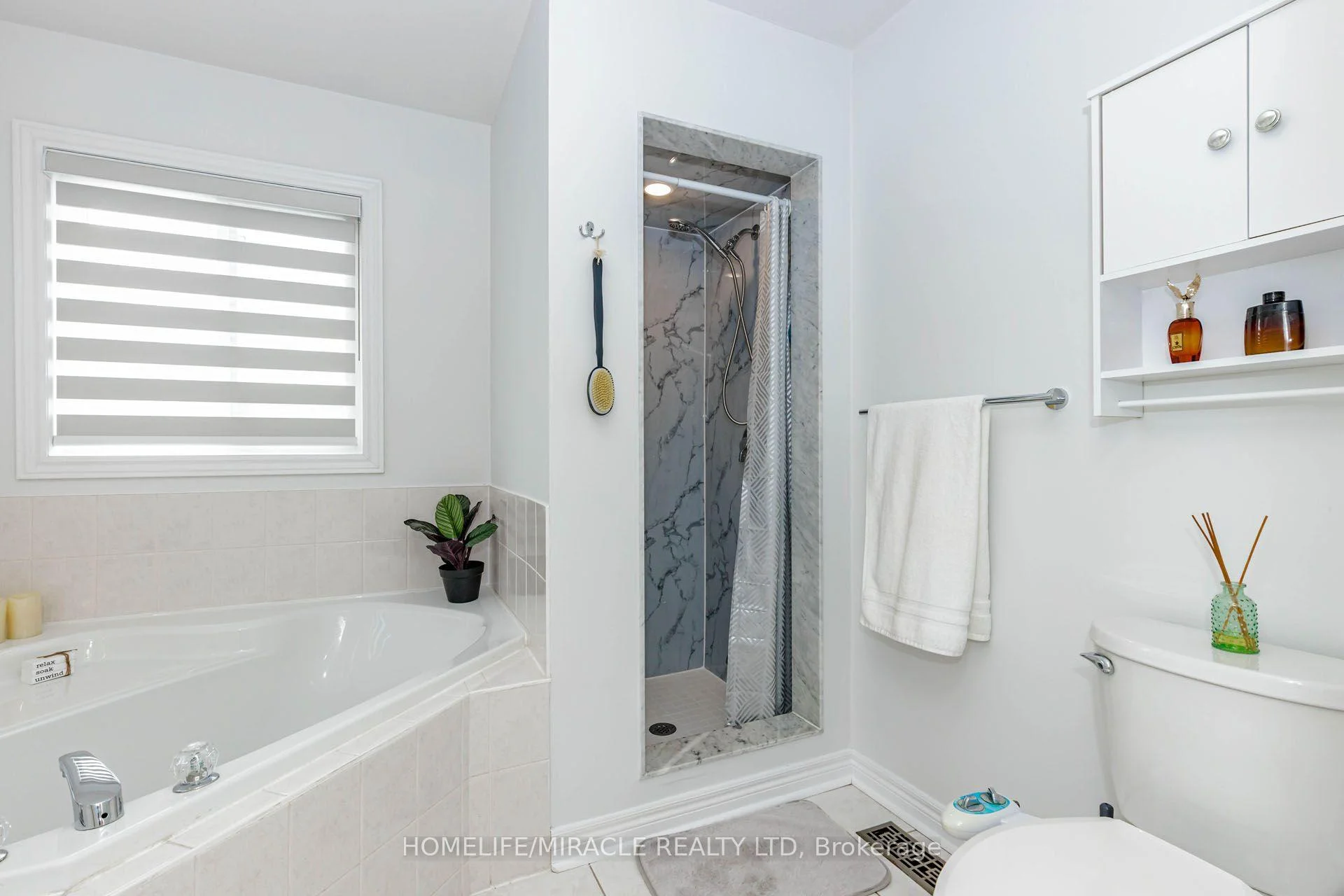 Photo 57 of 5 Trask Drive, Barrie, Ardagh — HOMEH