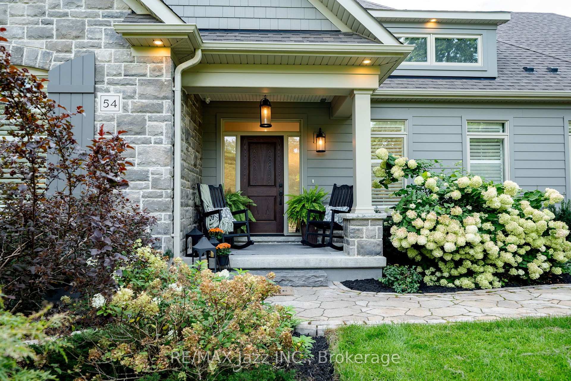Photo 3 of 54 Ward Street, Whitby, Rural Whitby — HOMEH