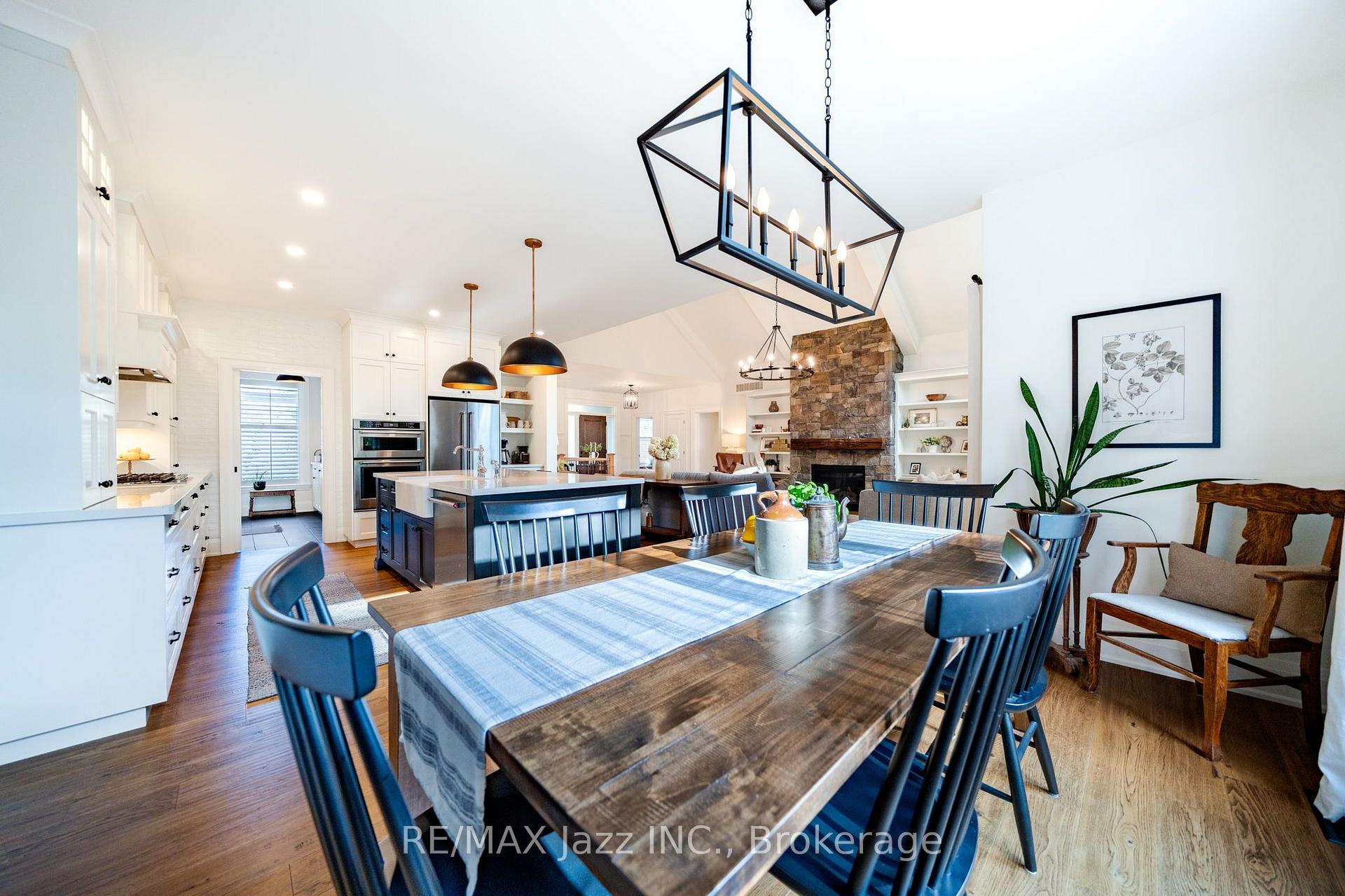 Photo 11 of 54 Ward Street, Whitby, Rural Whitby — HOMEH